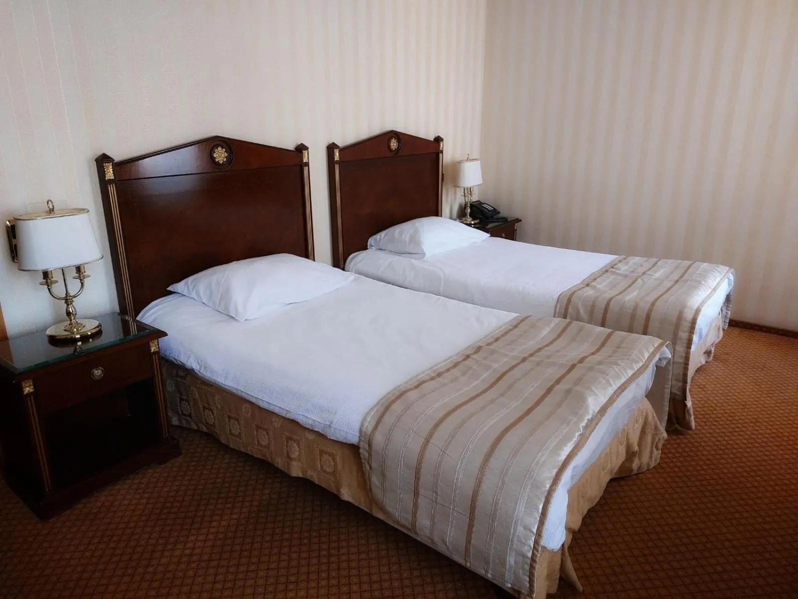 Bed in Optima Collection Podil Plaza