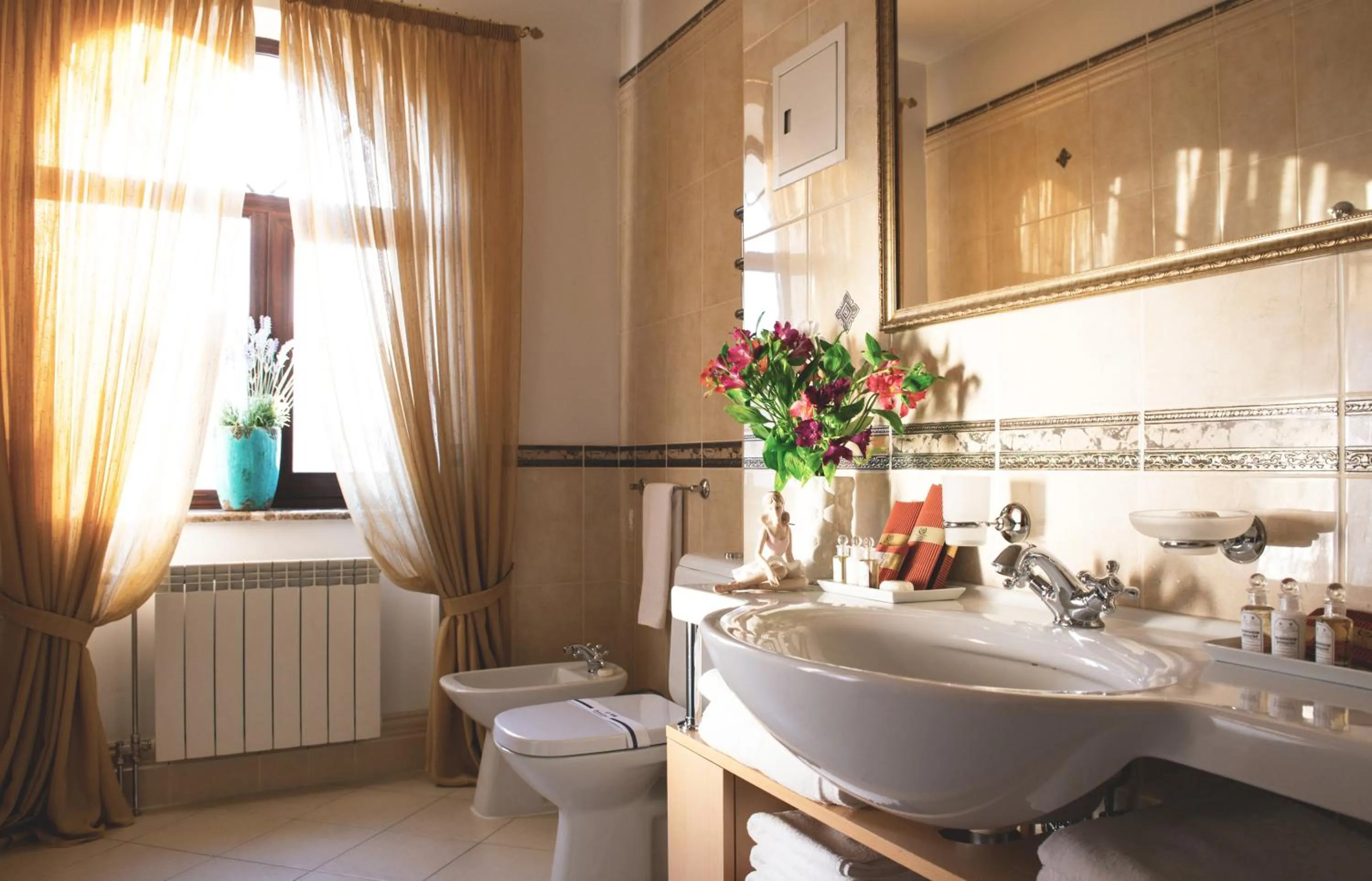 Bathroom in Optima Collection Podil Plaza