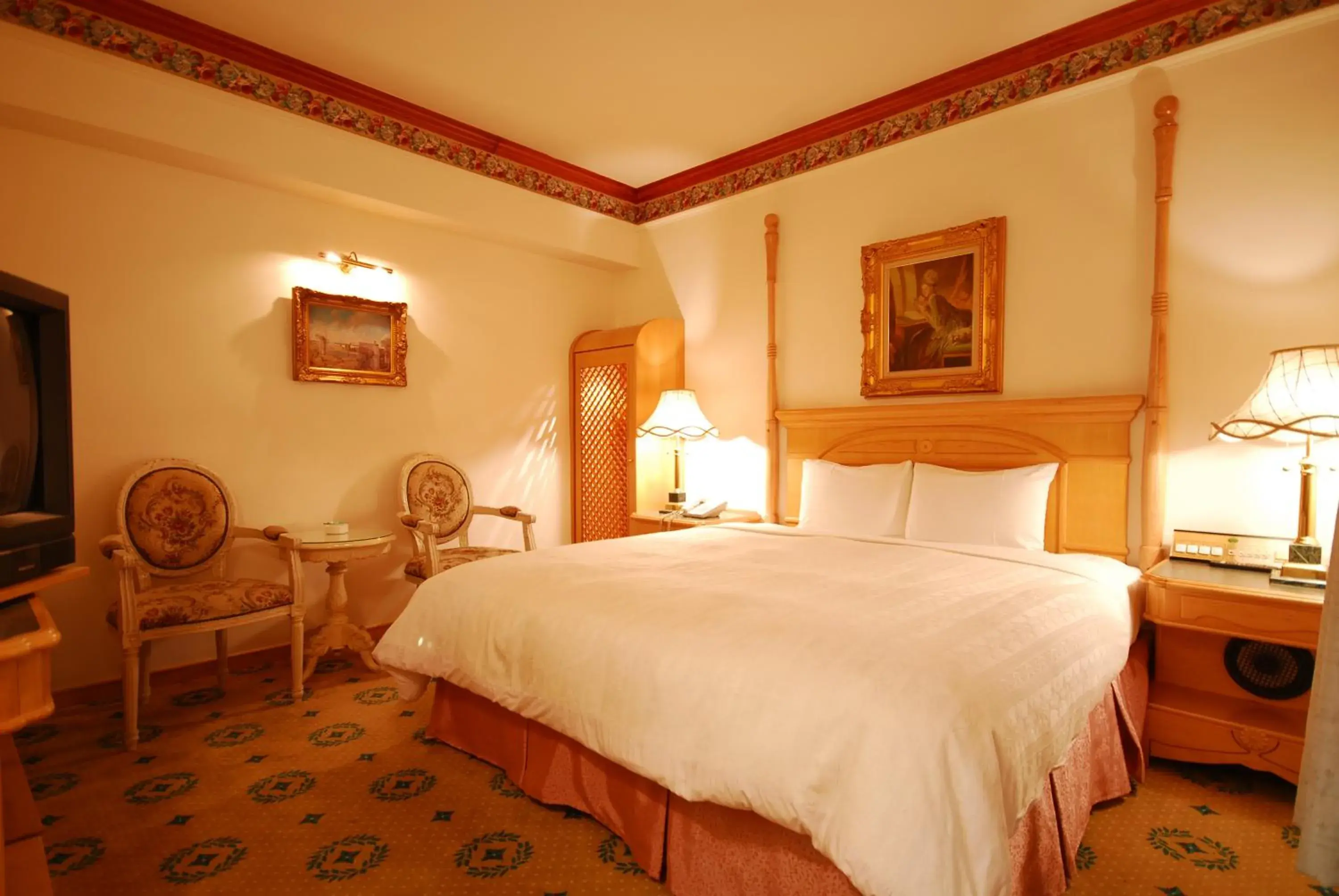 Bed in KaRo Hotel Bed in KaRo Hotel