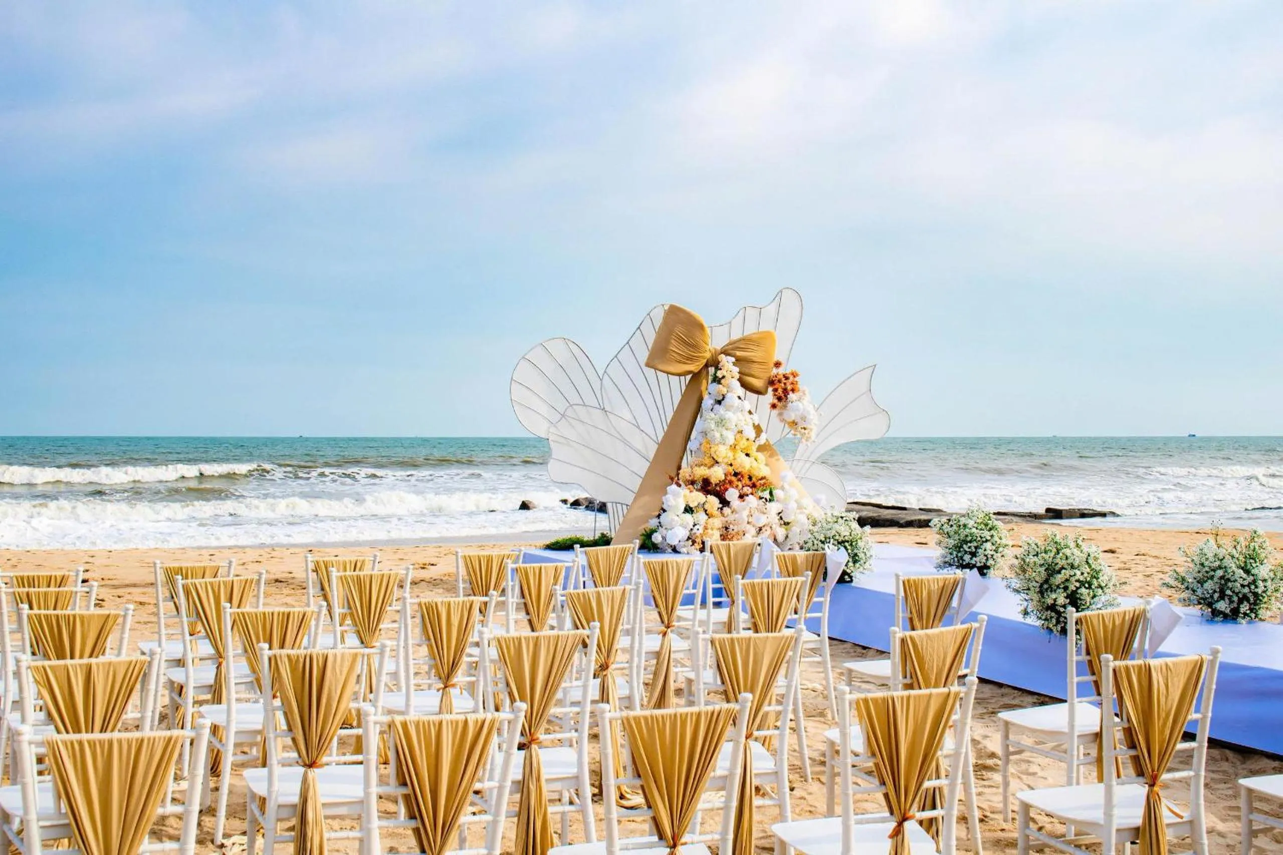 wedding in Lan Rung Beach Resort