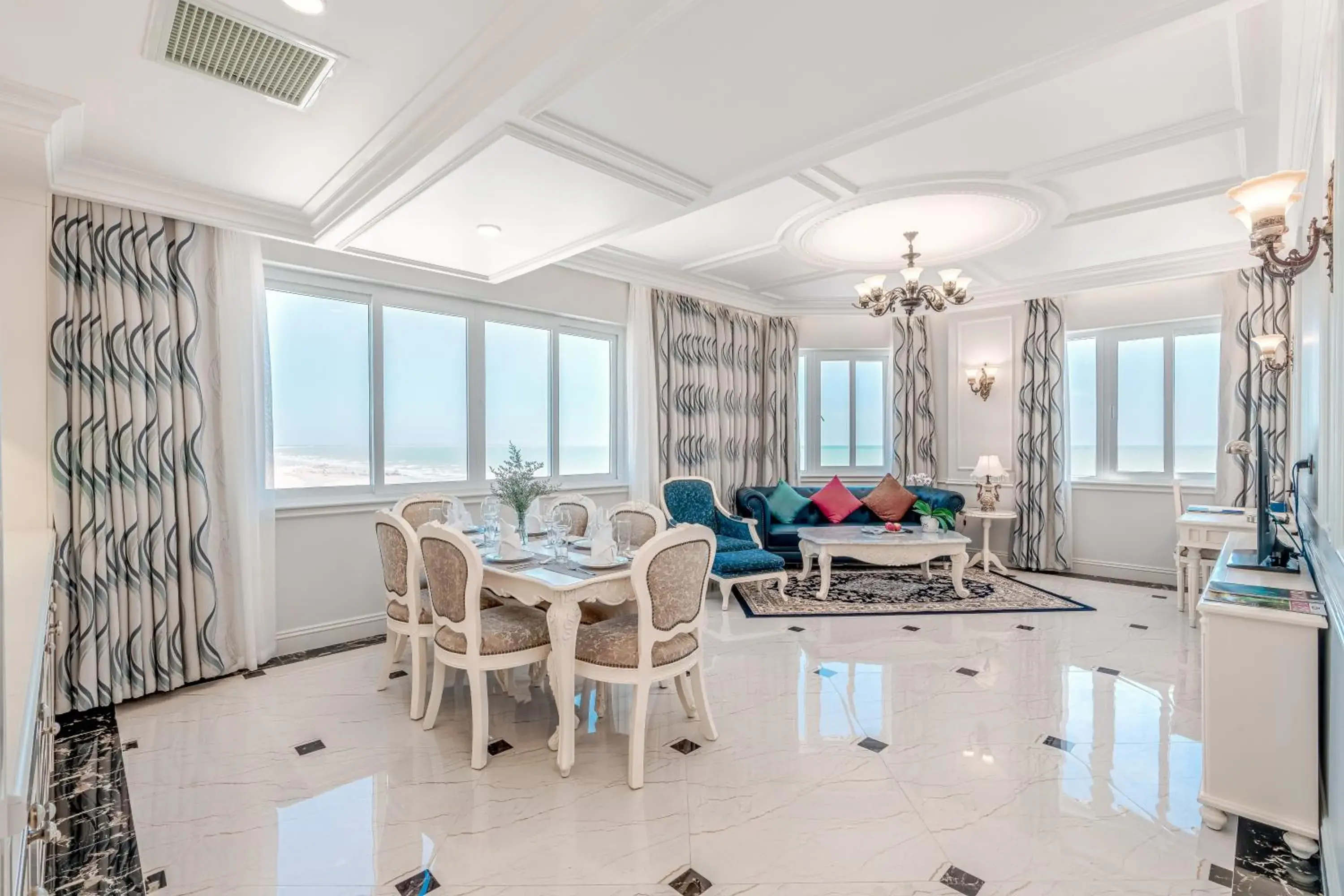 Living room in Lan Rung Beach Resort Living room in Lan Rung Beach Resort