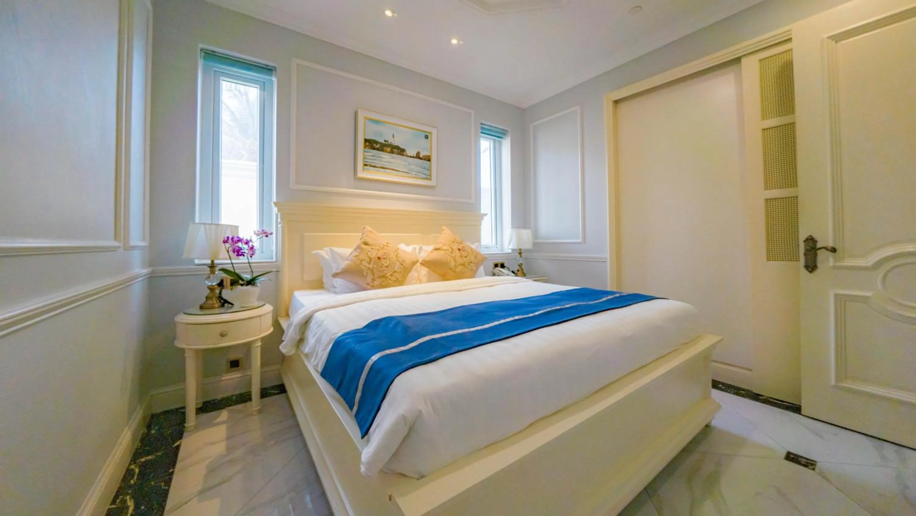 Bedroom, Bed in Lan Rung Beach Resort