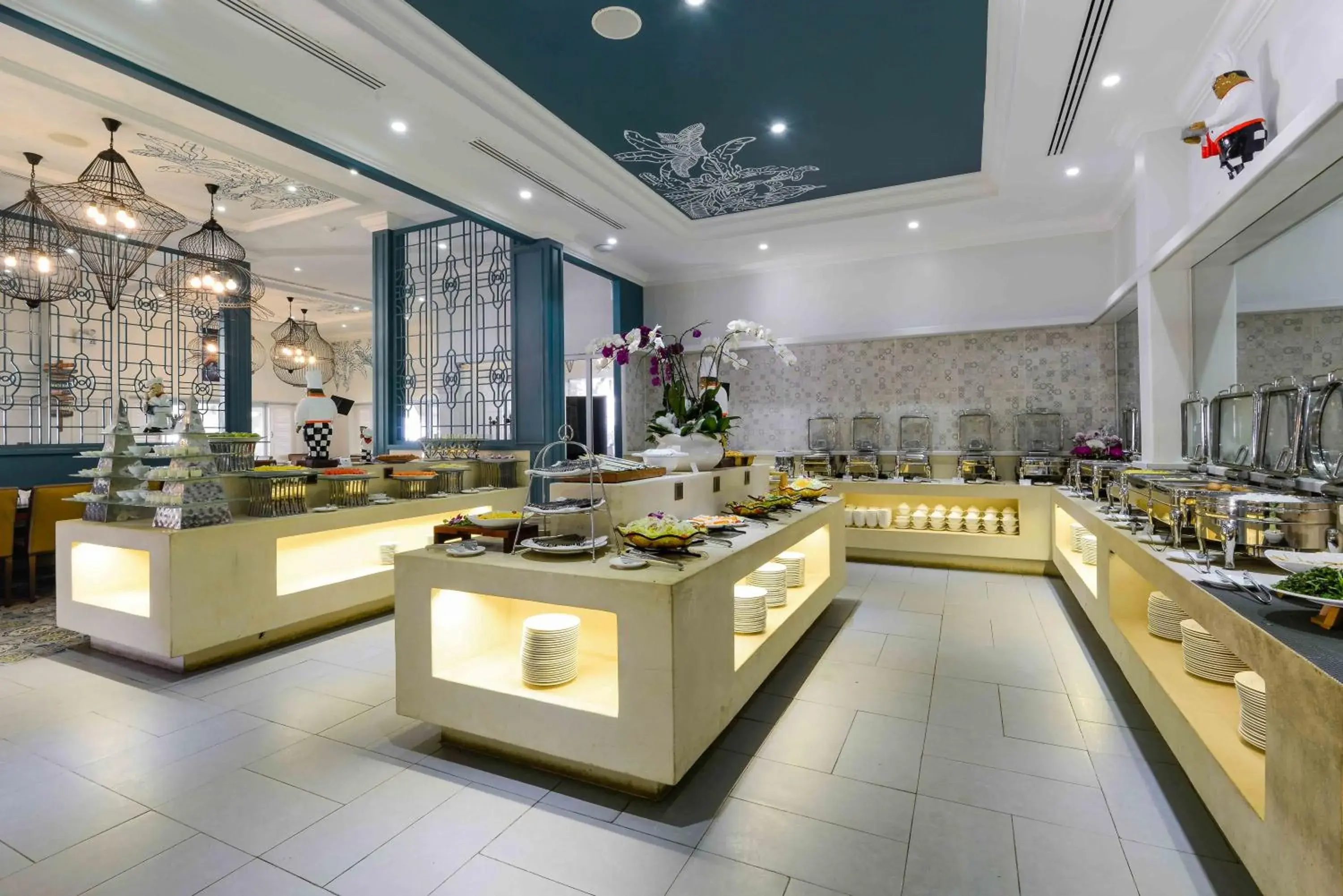 Restaurant/places to eat in Lan Rung Beach Resort Restaurant/places to eat in Lan Rung Beach Resort