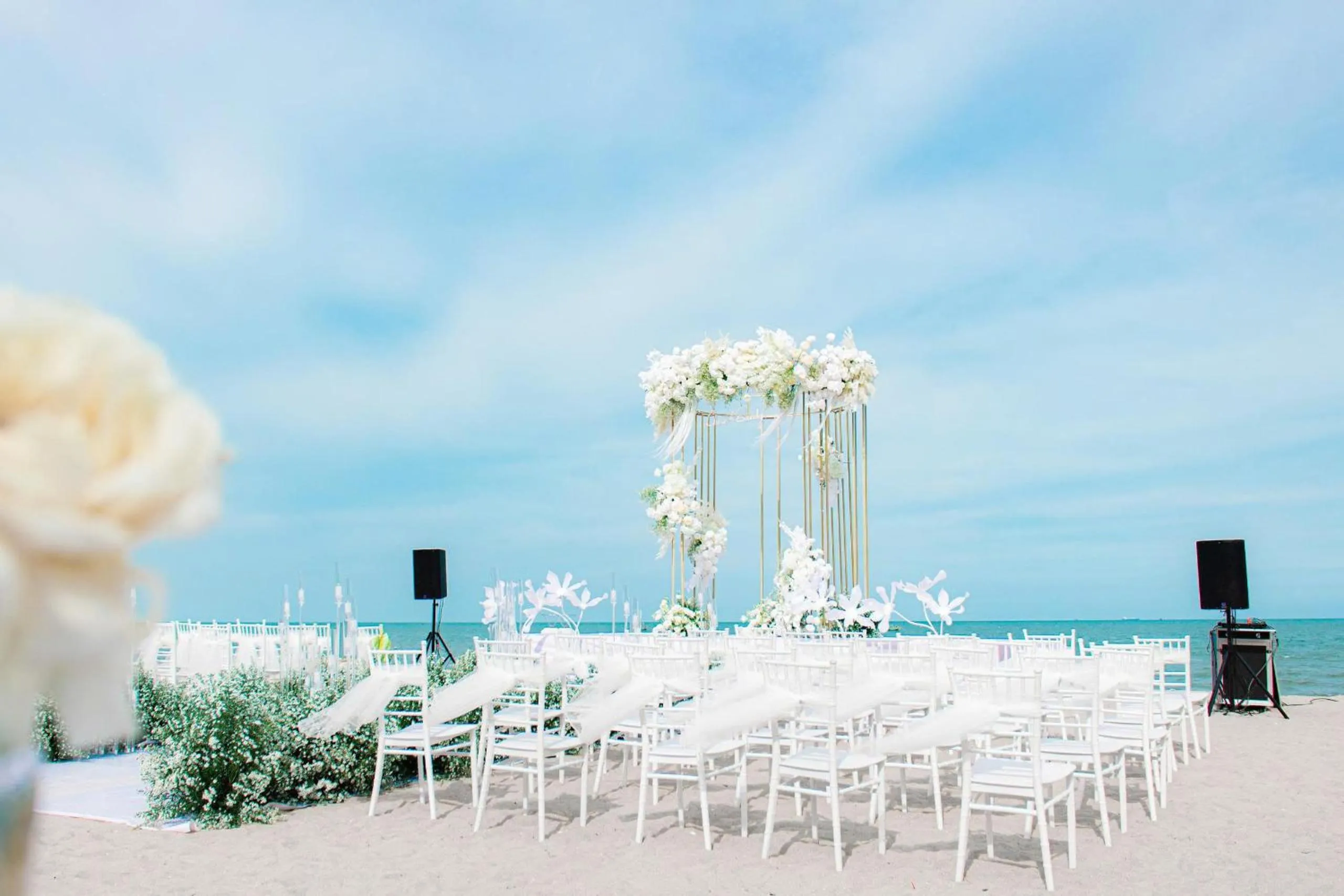 wedding in Lan Rung Beach Resort