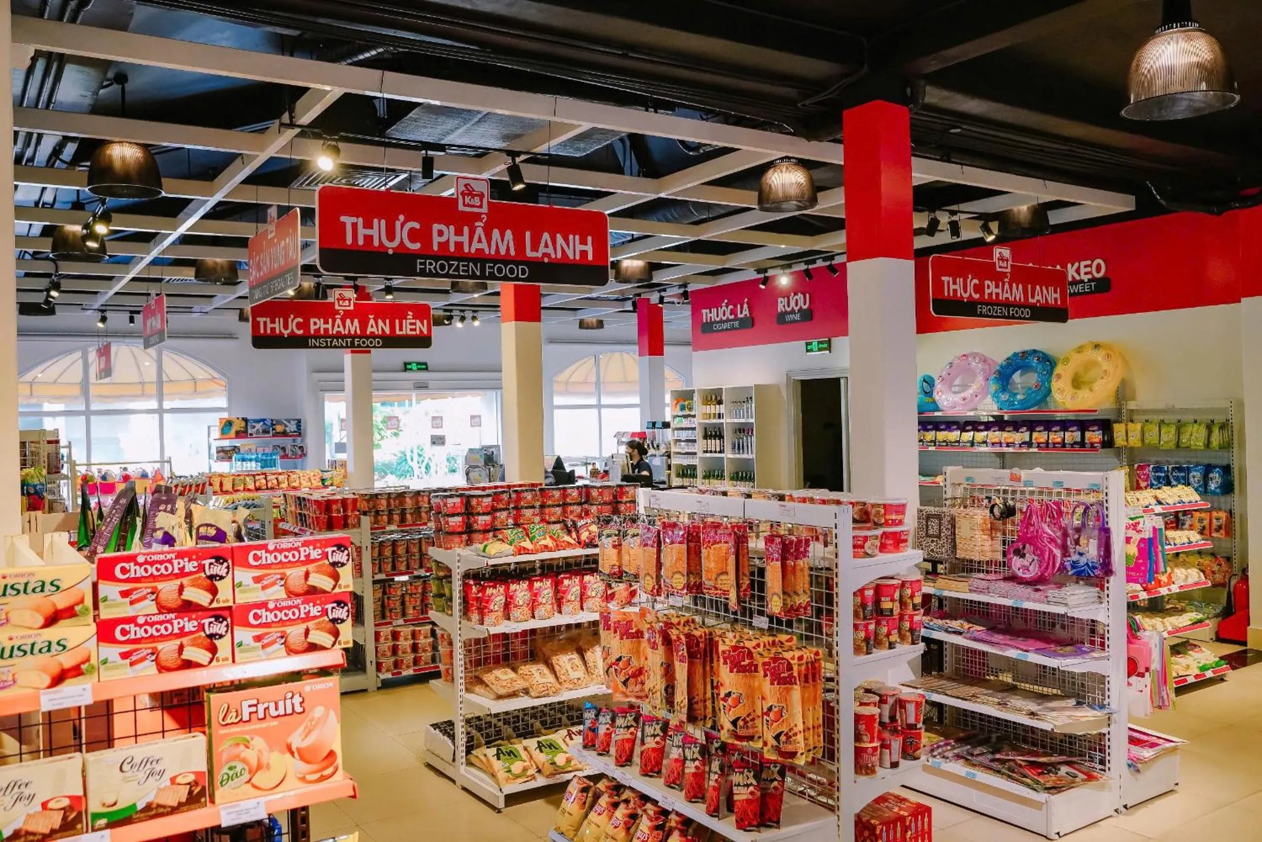 Shopping Area in Lan Rung Beach Resort