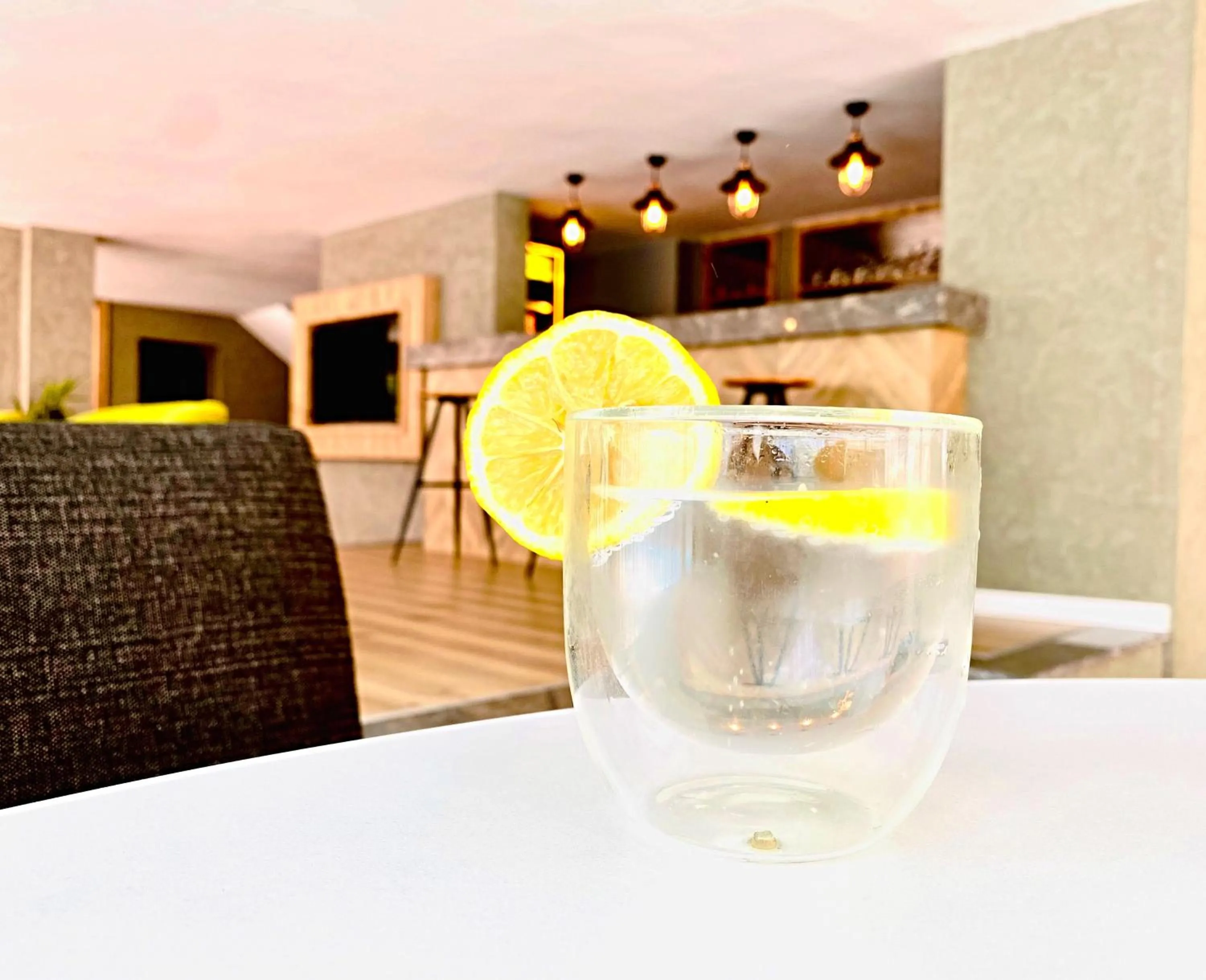 Drinks in Royal City Hotel