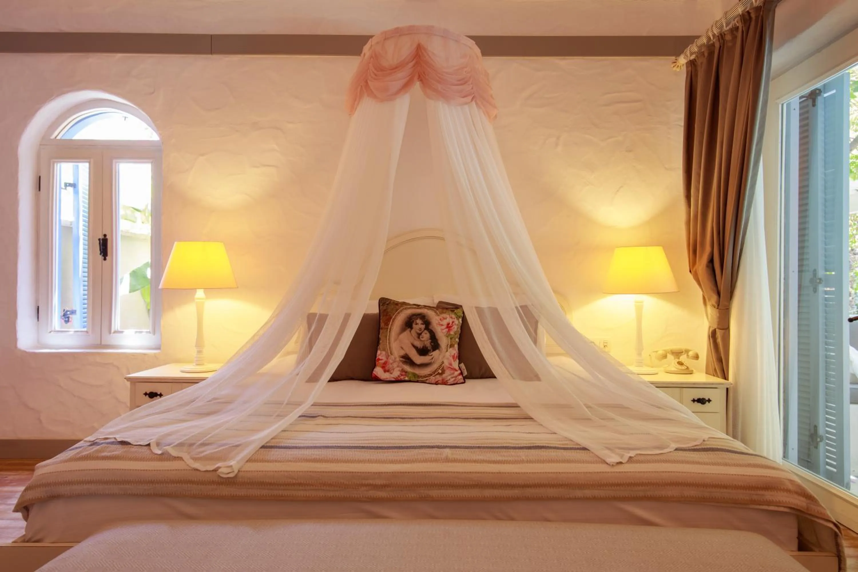 Bedroom, Bed in Flamingo Hotel & Spa - Pet Friendly