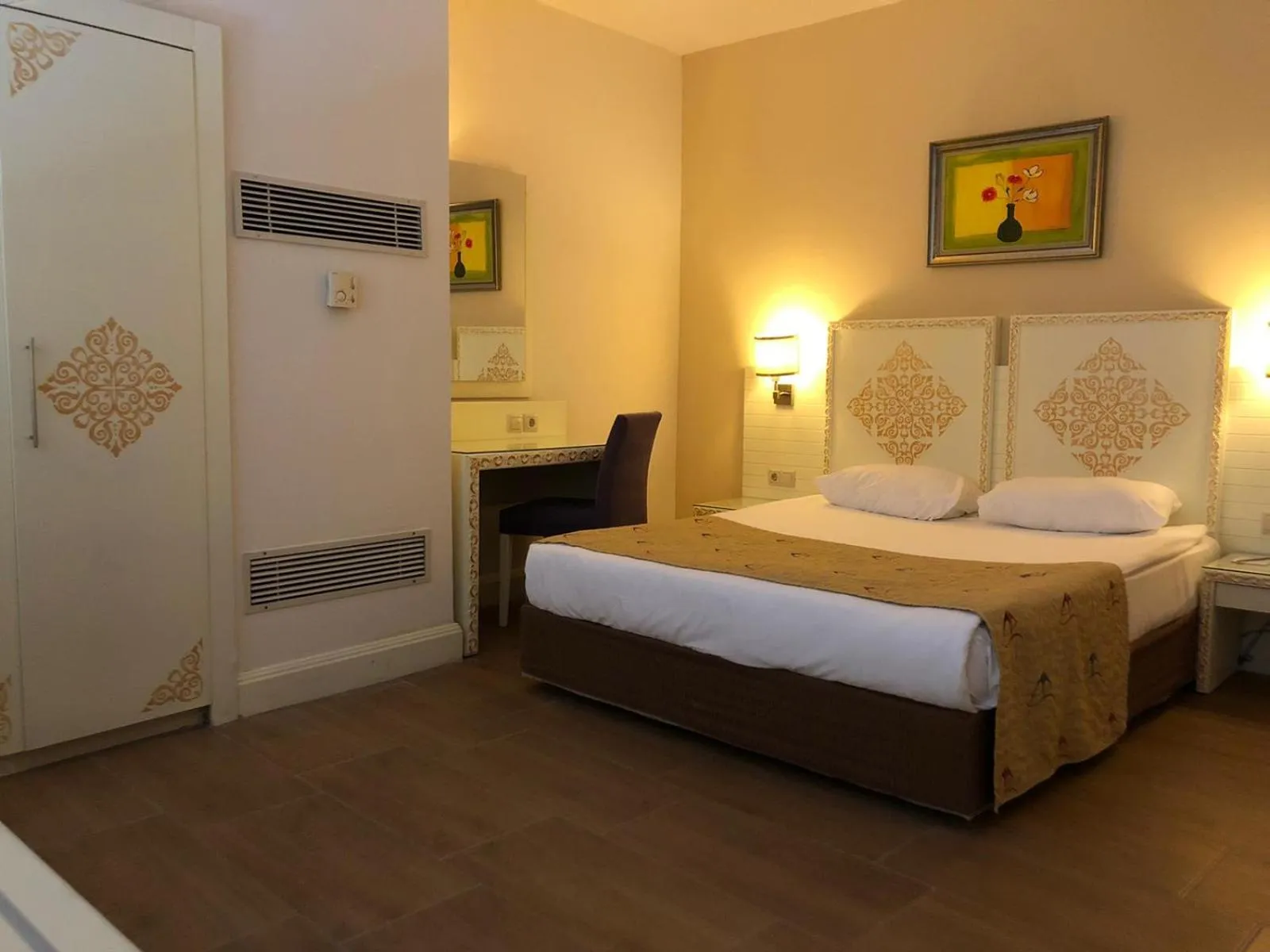 Bed in Crystal Admiral Aqua Collection - Ultimate All Inclusive