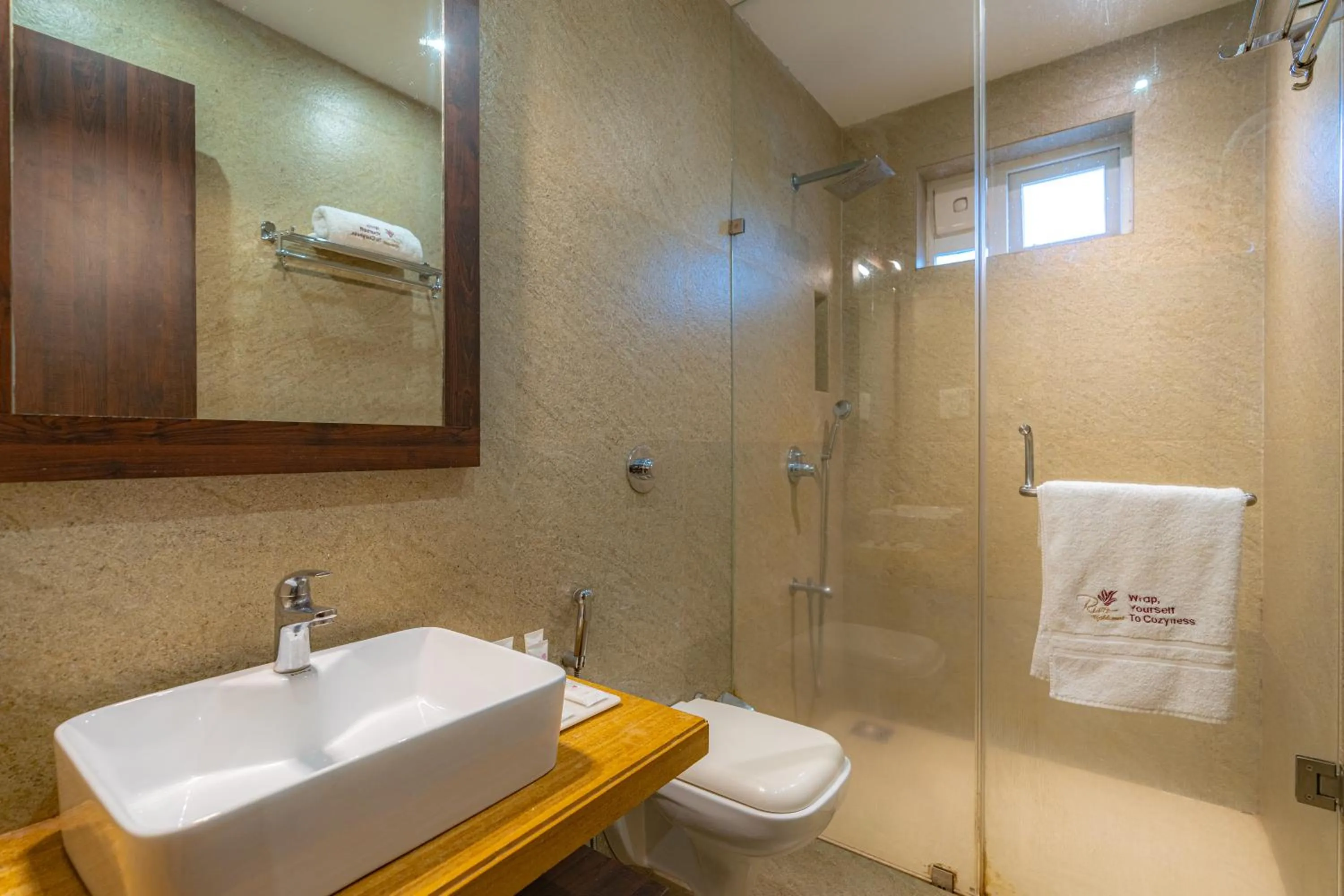 Shower in Riva Gold Coast