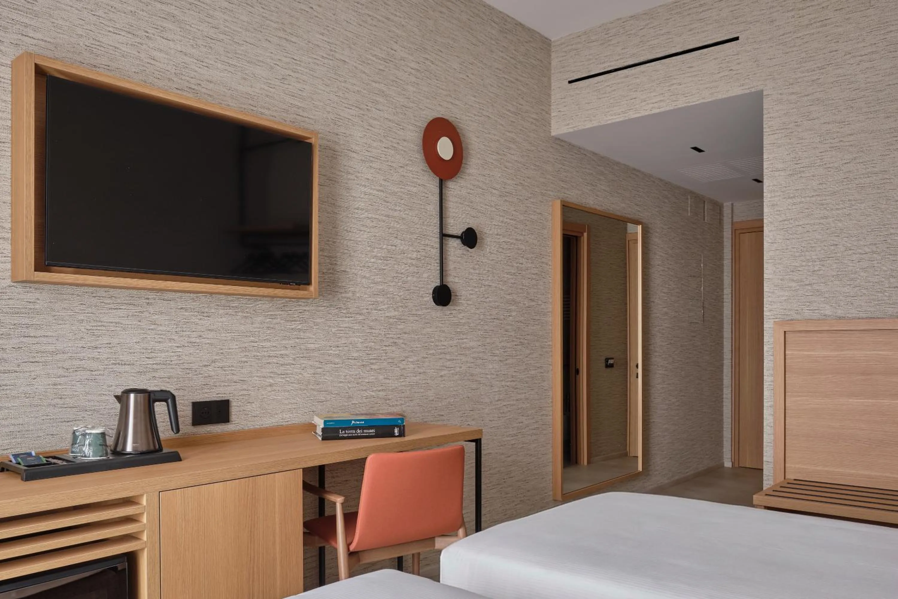 Photo of the whole room, Bed in Il Leon D'Oro Bari - by Farace Hotels