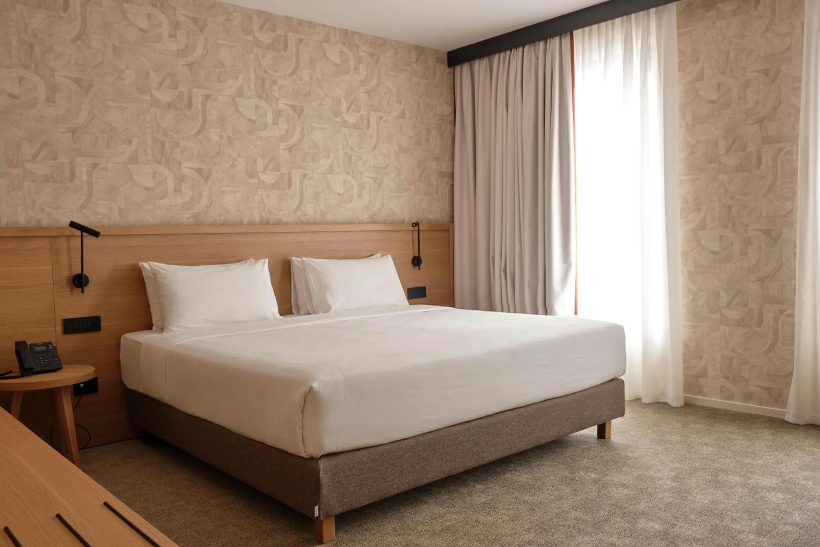 Bedroom, Bed in Il Leon D'Oro Bari - by Farace Hotels