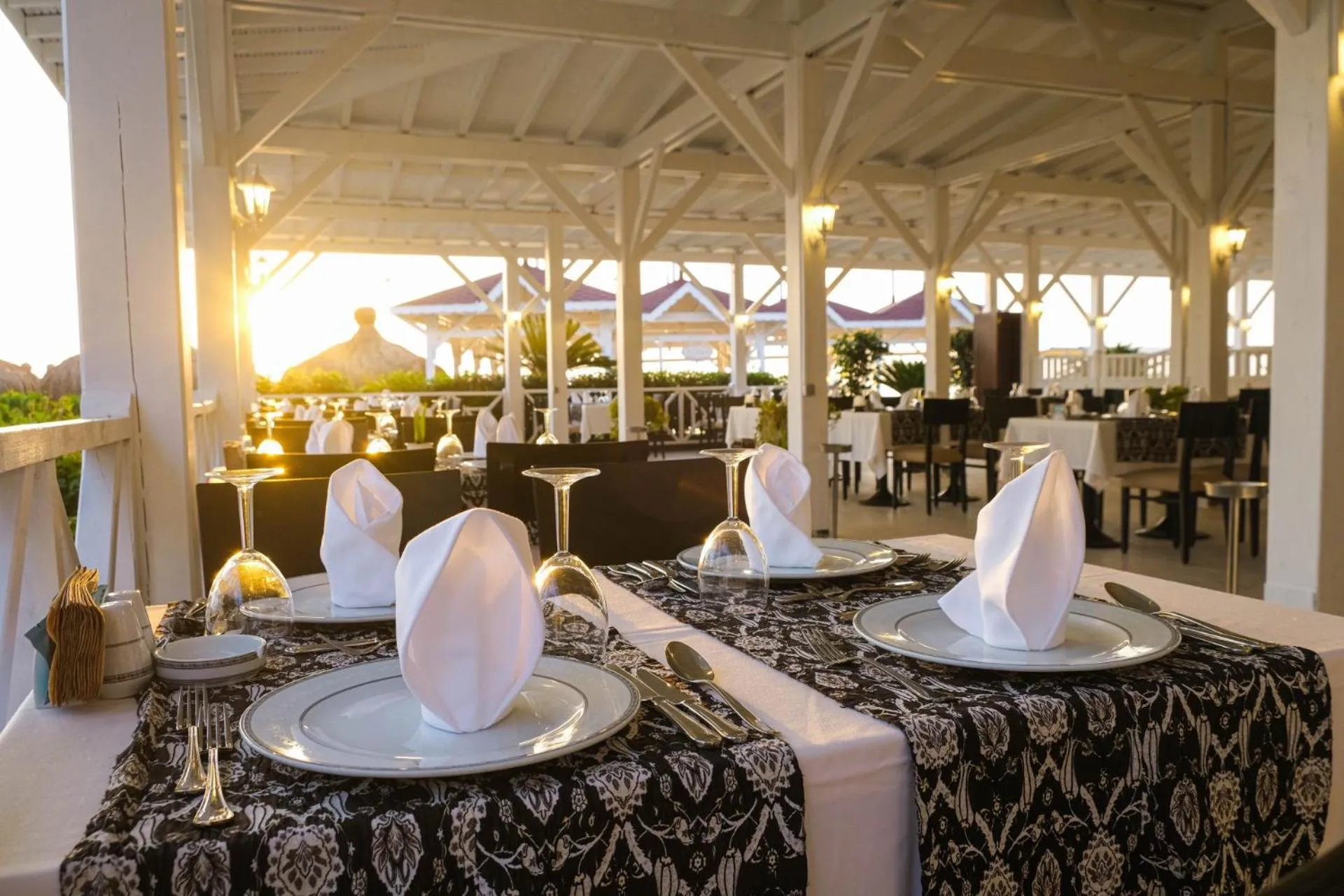 Restaurant/places to eat in Crystal Flora Pearl Collection - Ultimate All Inclusive