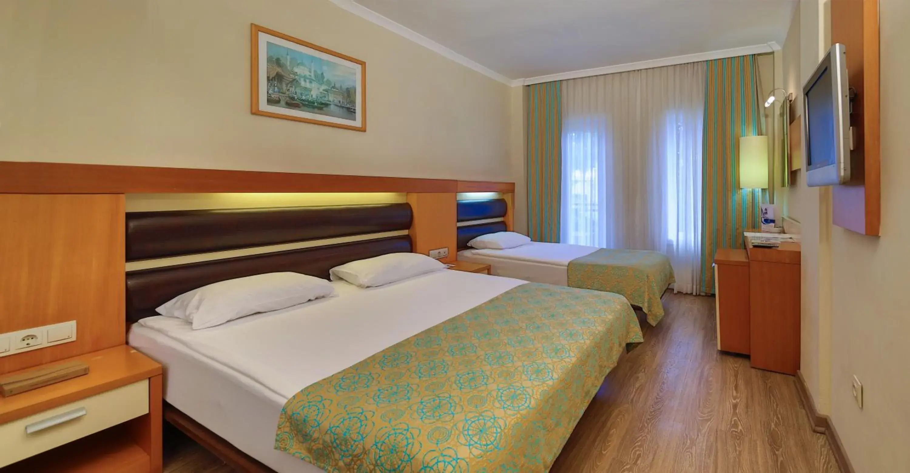 Day, Bed in Crystal Flora Beach Resort - Ultimate All Inclusive Day, Bed in Crystal Flora Beach Resort - Ultimate All Inclusive