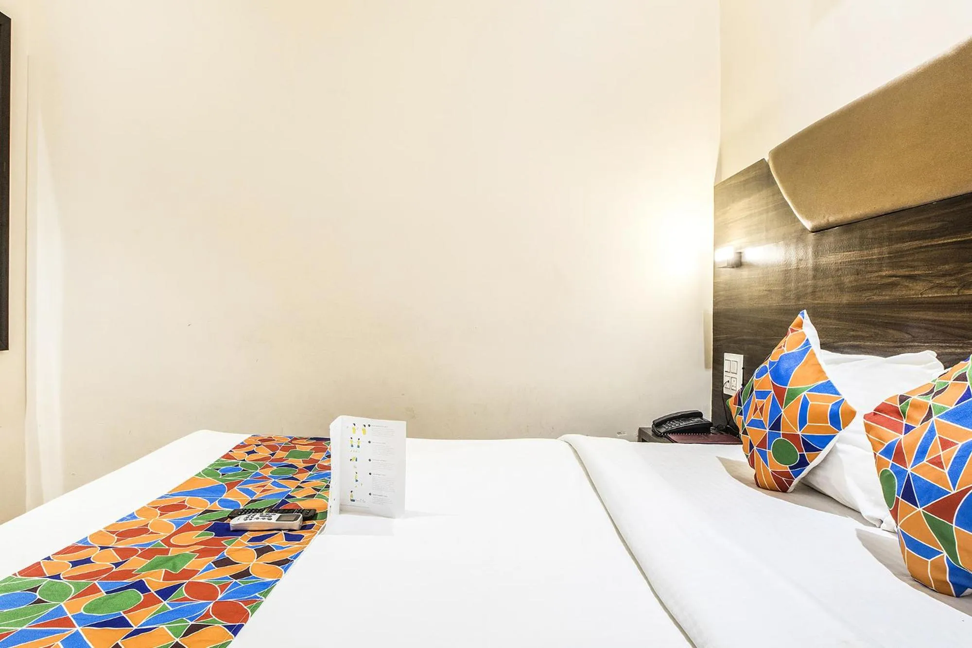 Bedroom, Bed in Hotel Horizon