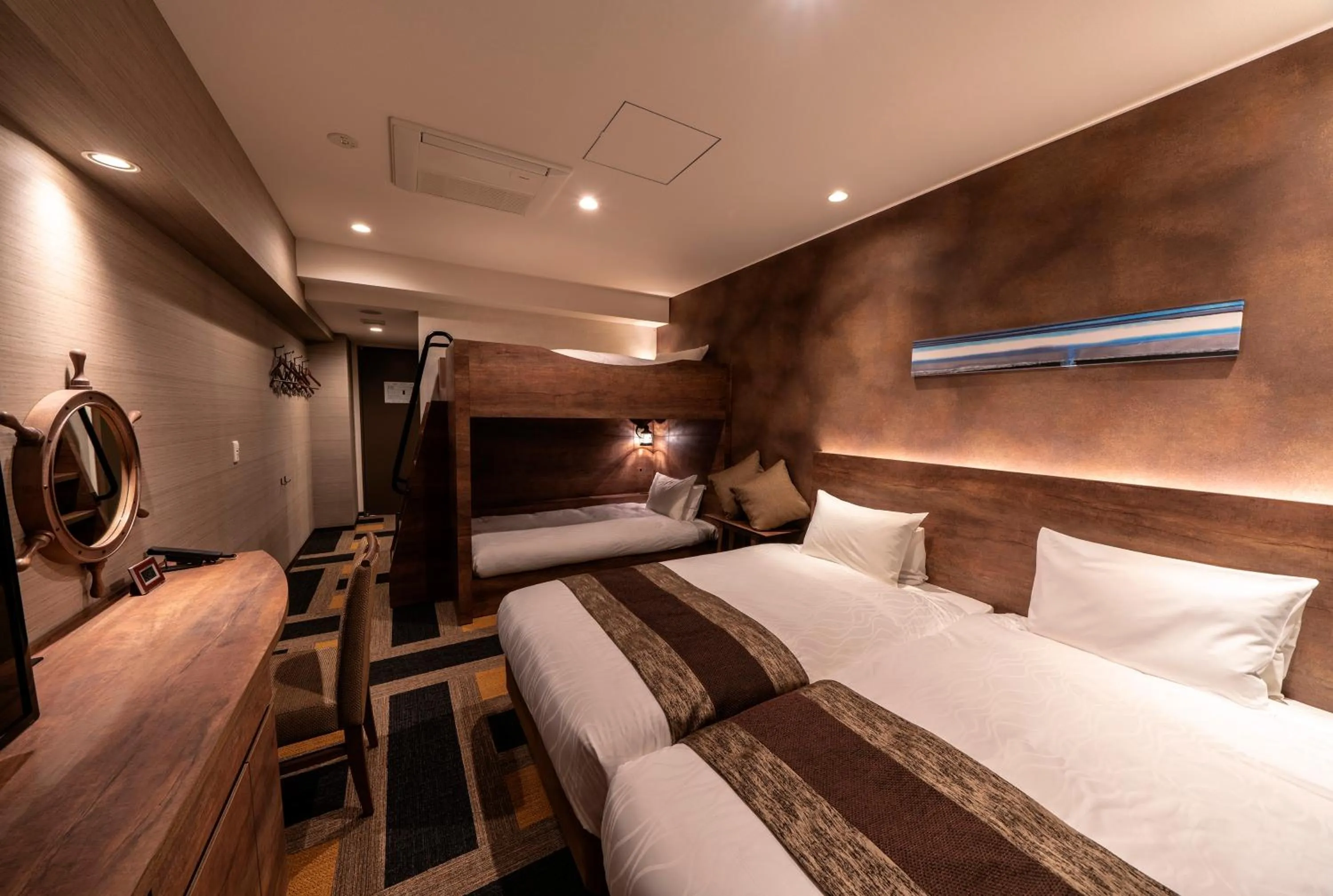 Photo of the whole room, Bed in Hotel Torifito Otaru Canal