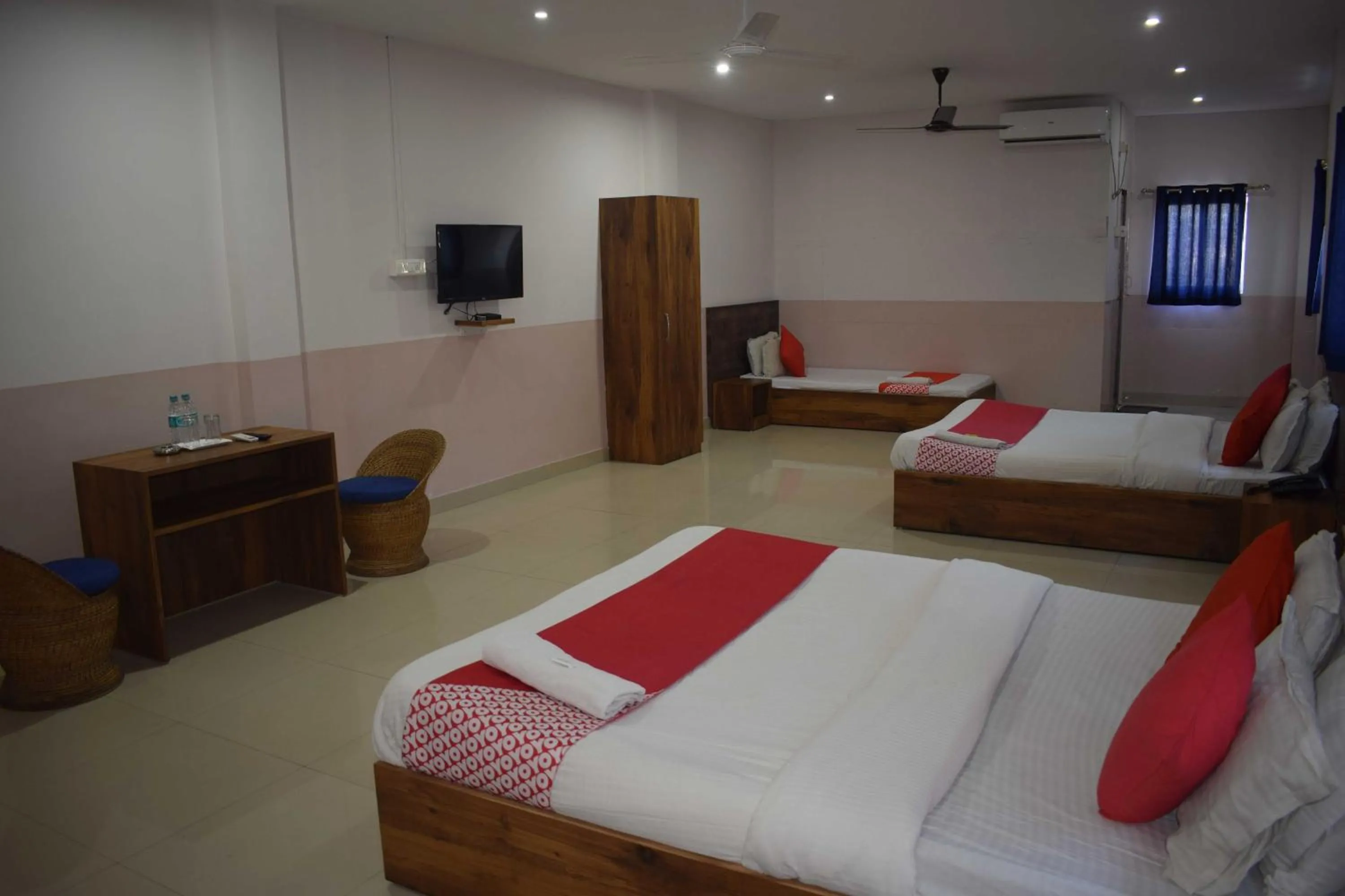 Bedroom, Bed in Hotel O SPRINGVILLA