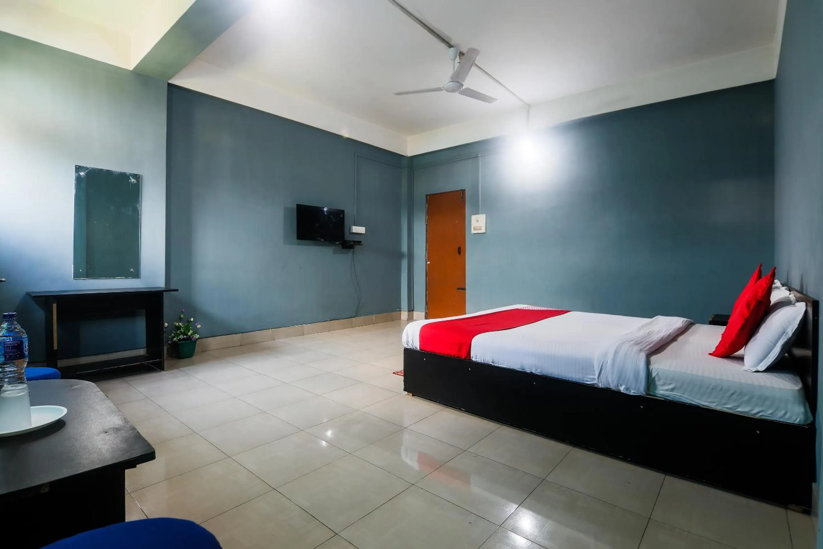 Bedroom, Bed in Hotel O SPRINGVILLA
