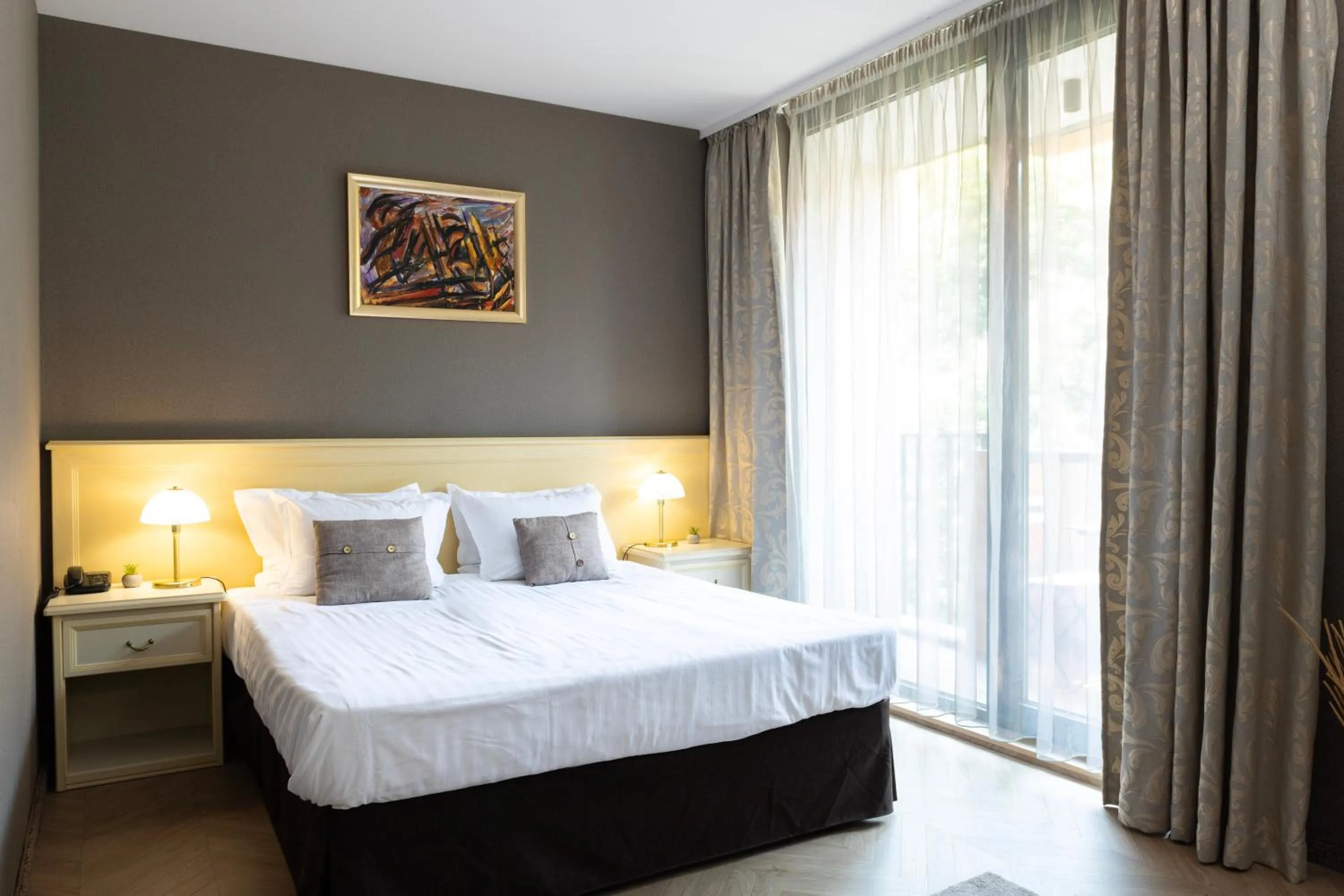 Bed in St. George Hotel