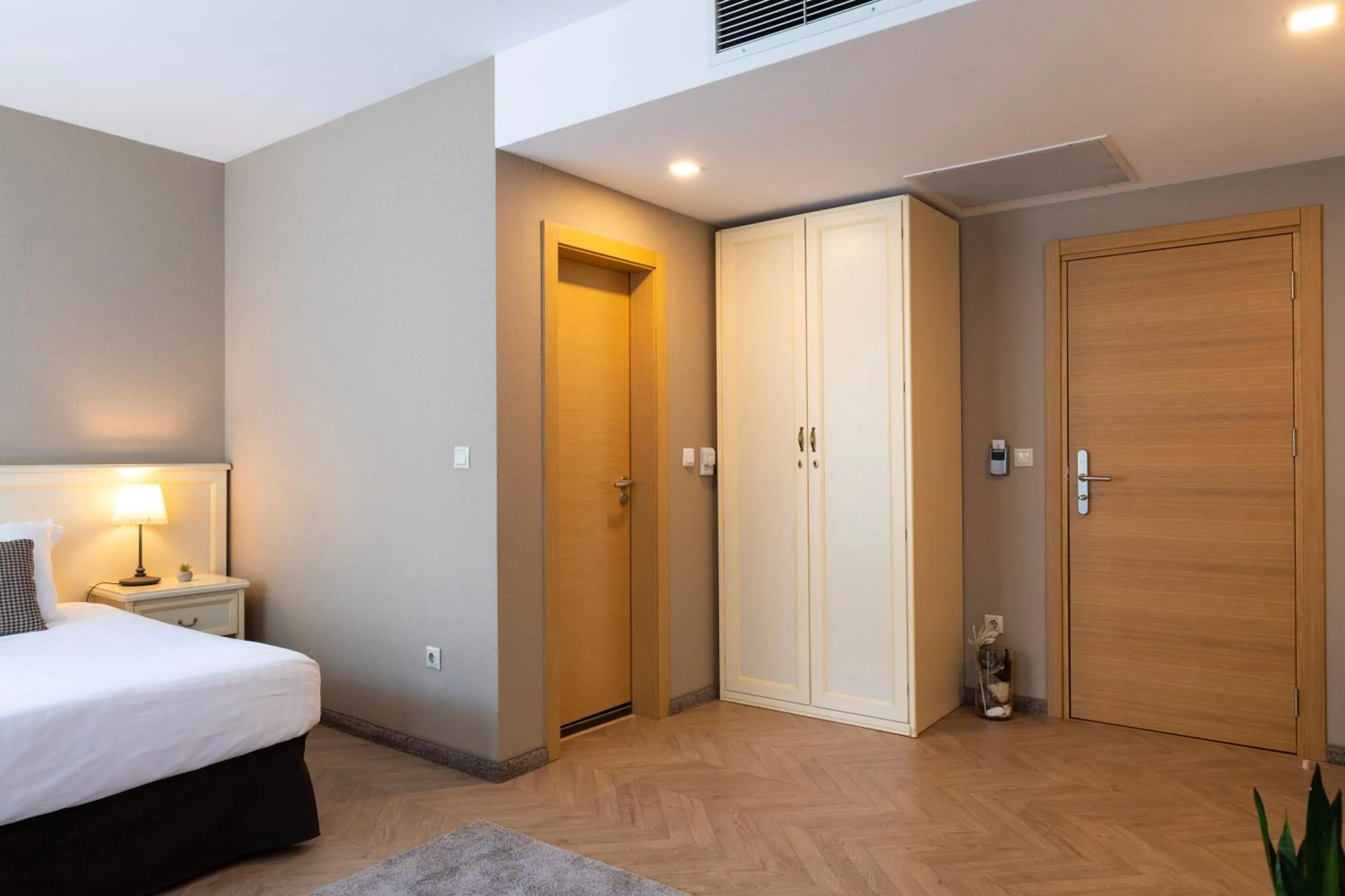 Bed in St. George Hotel