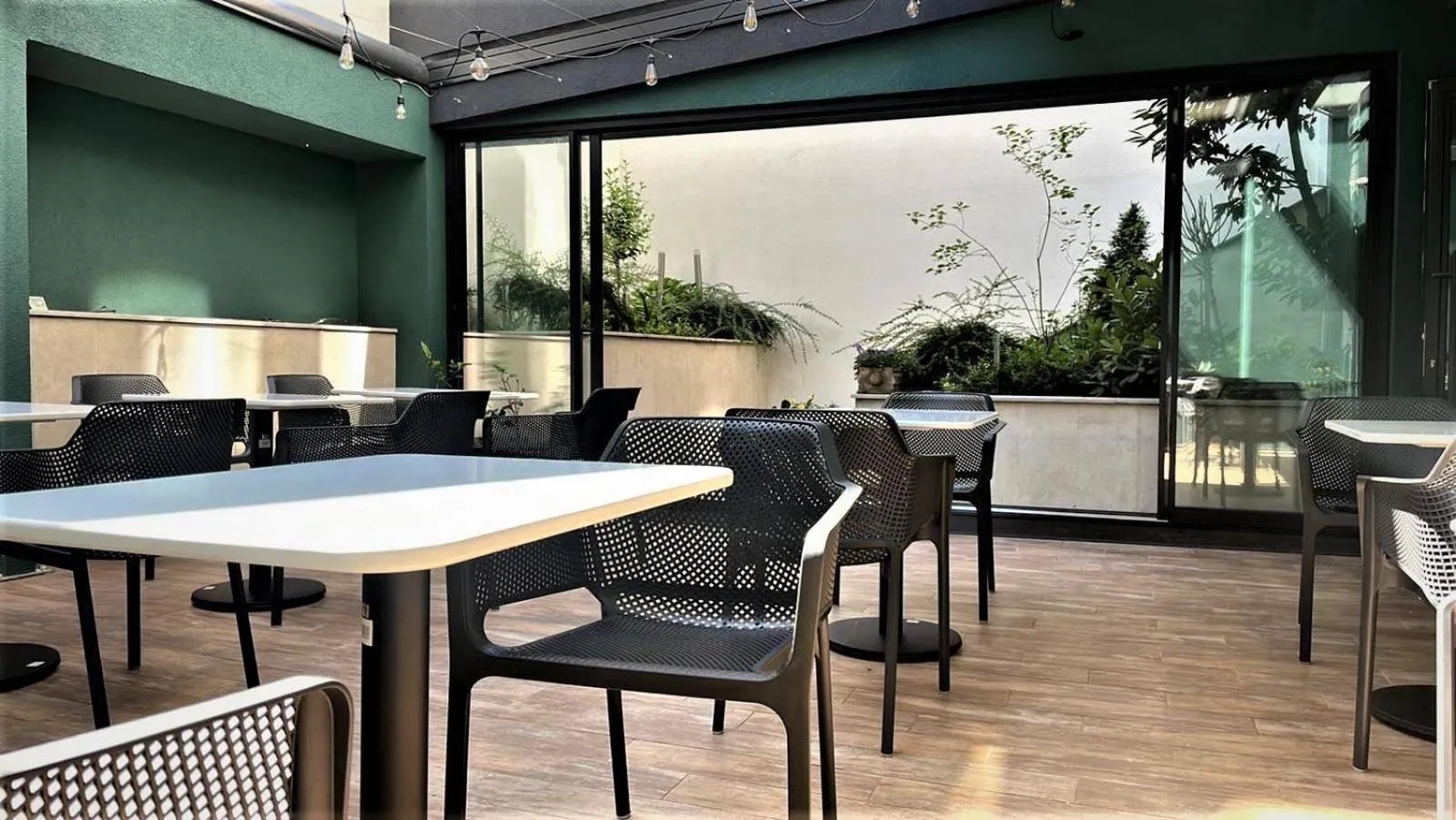 Breakfast in St. George Hotel