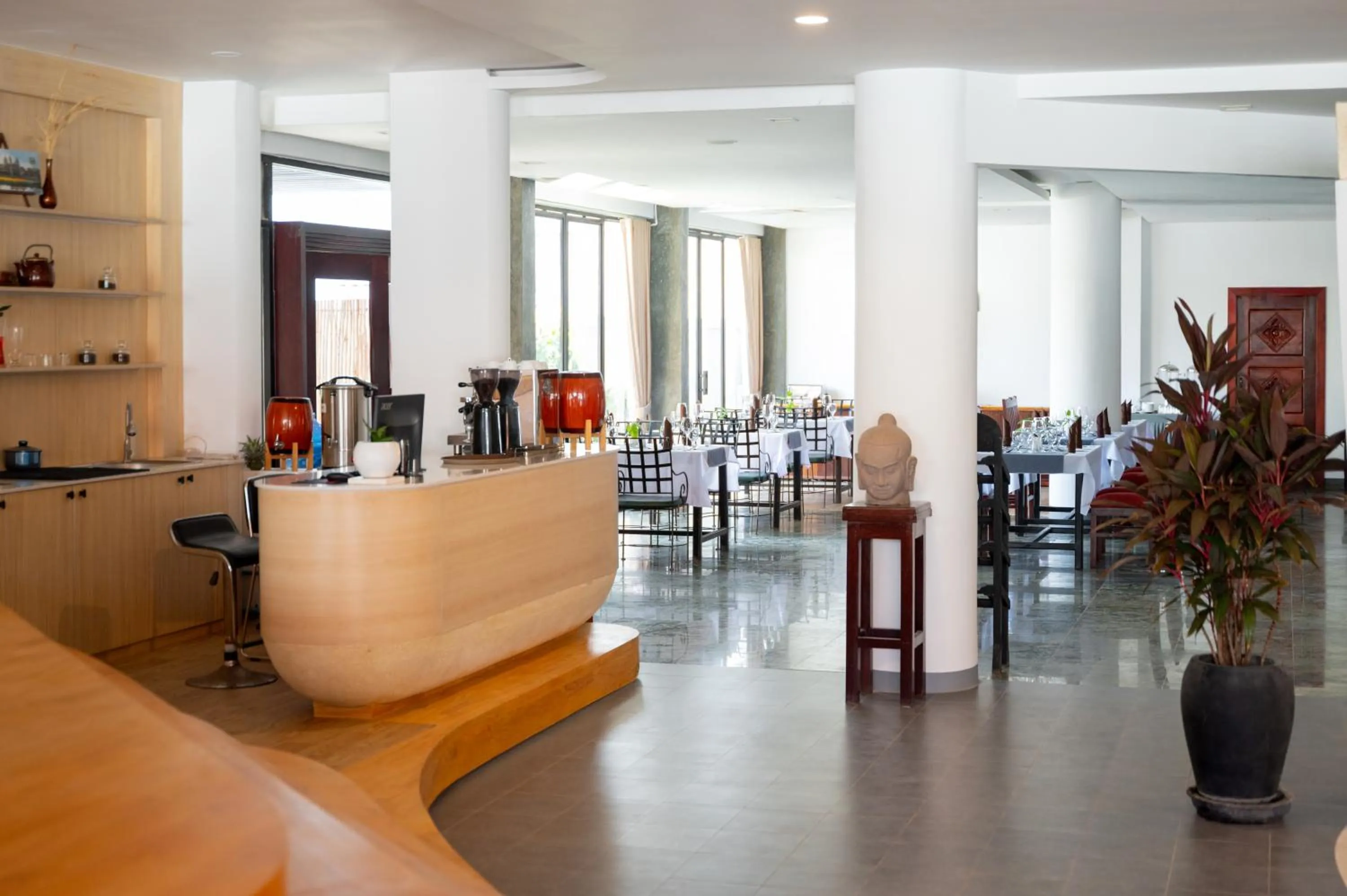 Restaurant/places to eat in SIEM REAP RIVER VIEW Residence