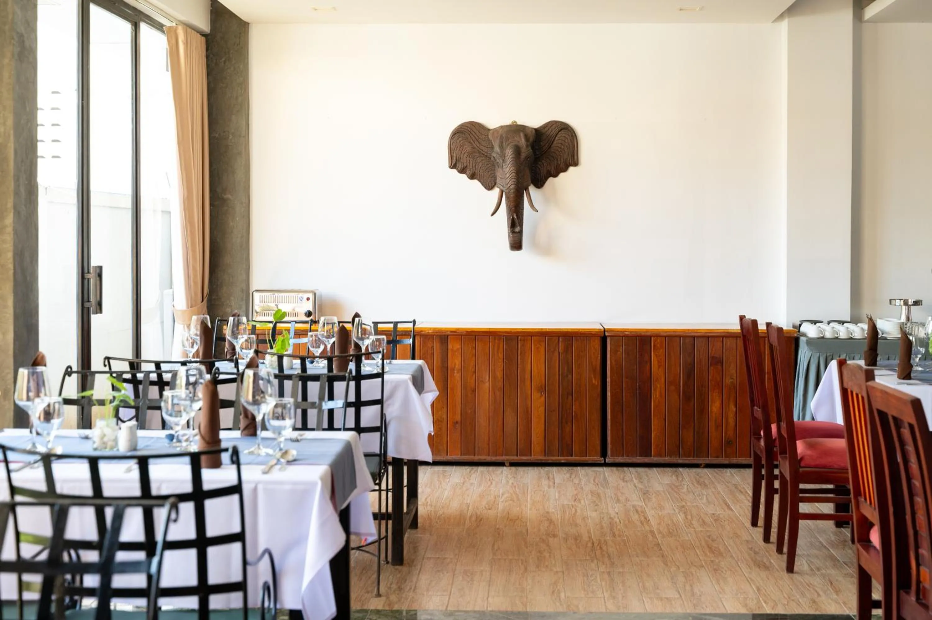 Restaurant/places to eat in SIEM REAP RIVER VIEW Residence