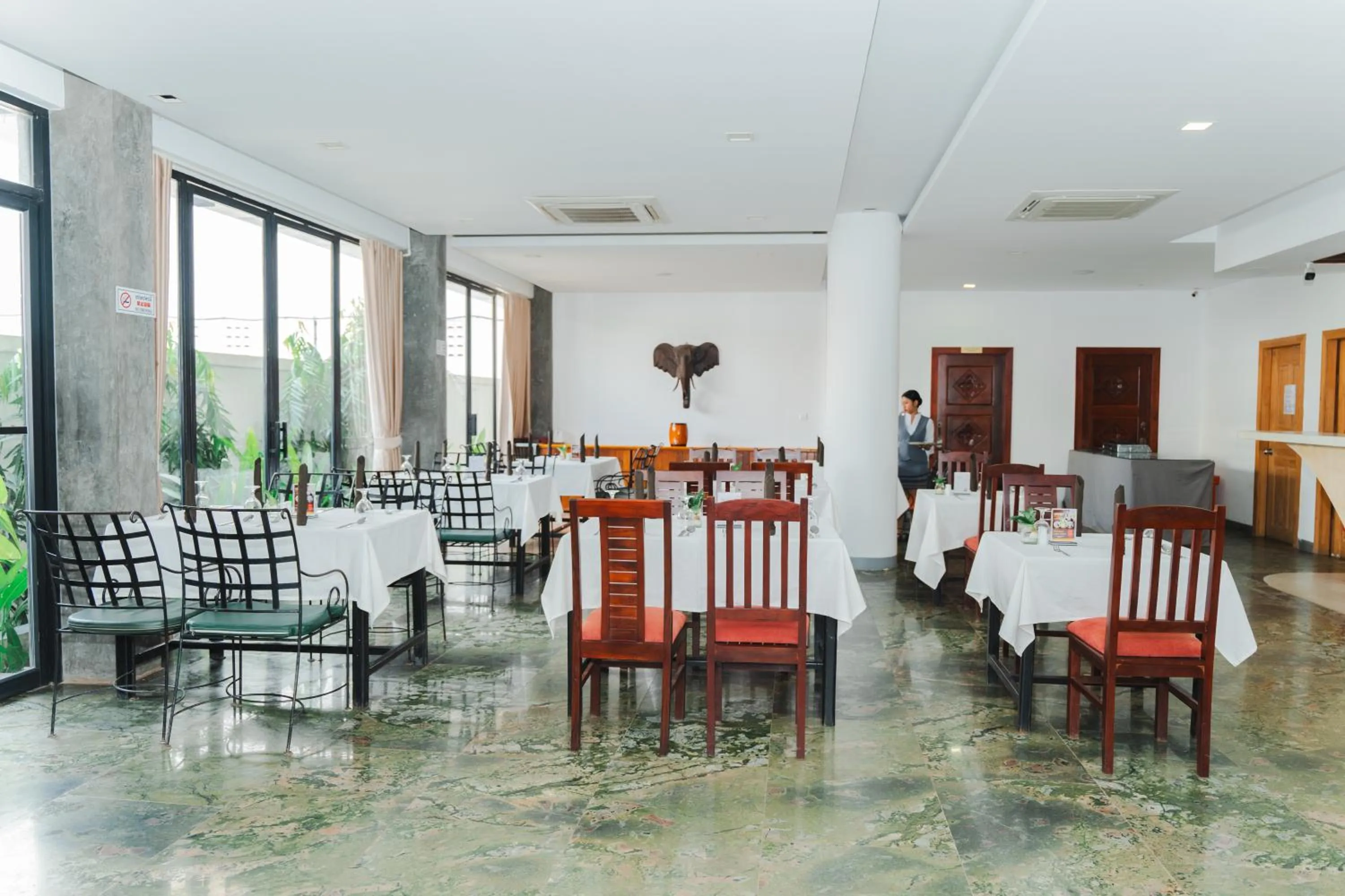 Restaurant/places to eat in SIEM REAP RIVER VIEW Residence