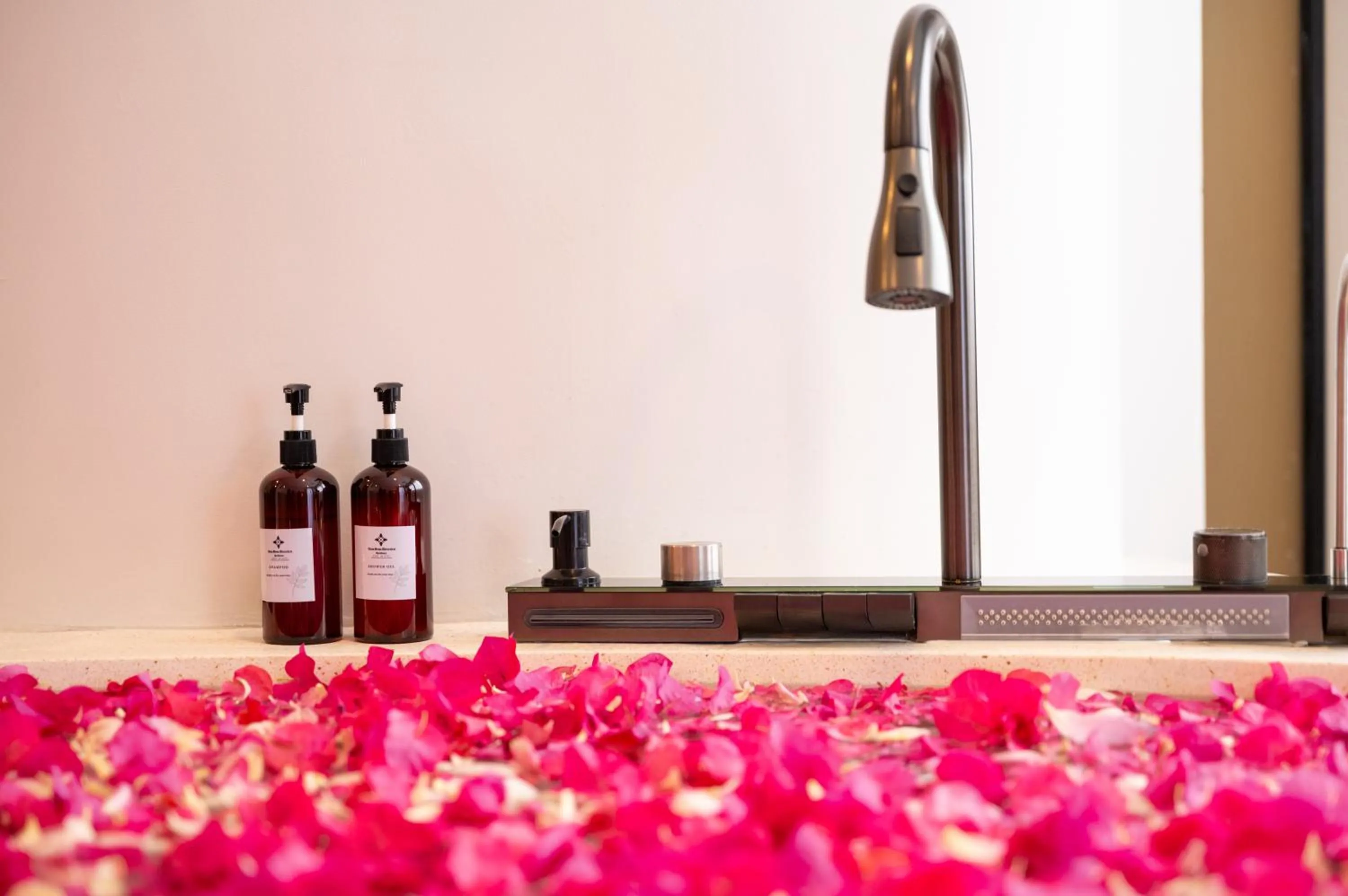 Bath in SIEM REAP RIVER VIEW Residence