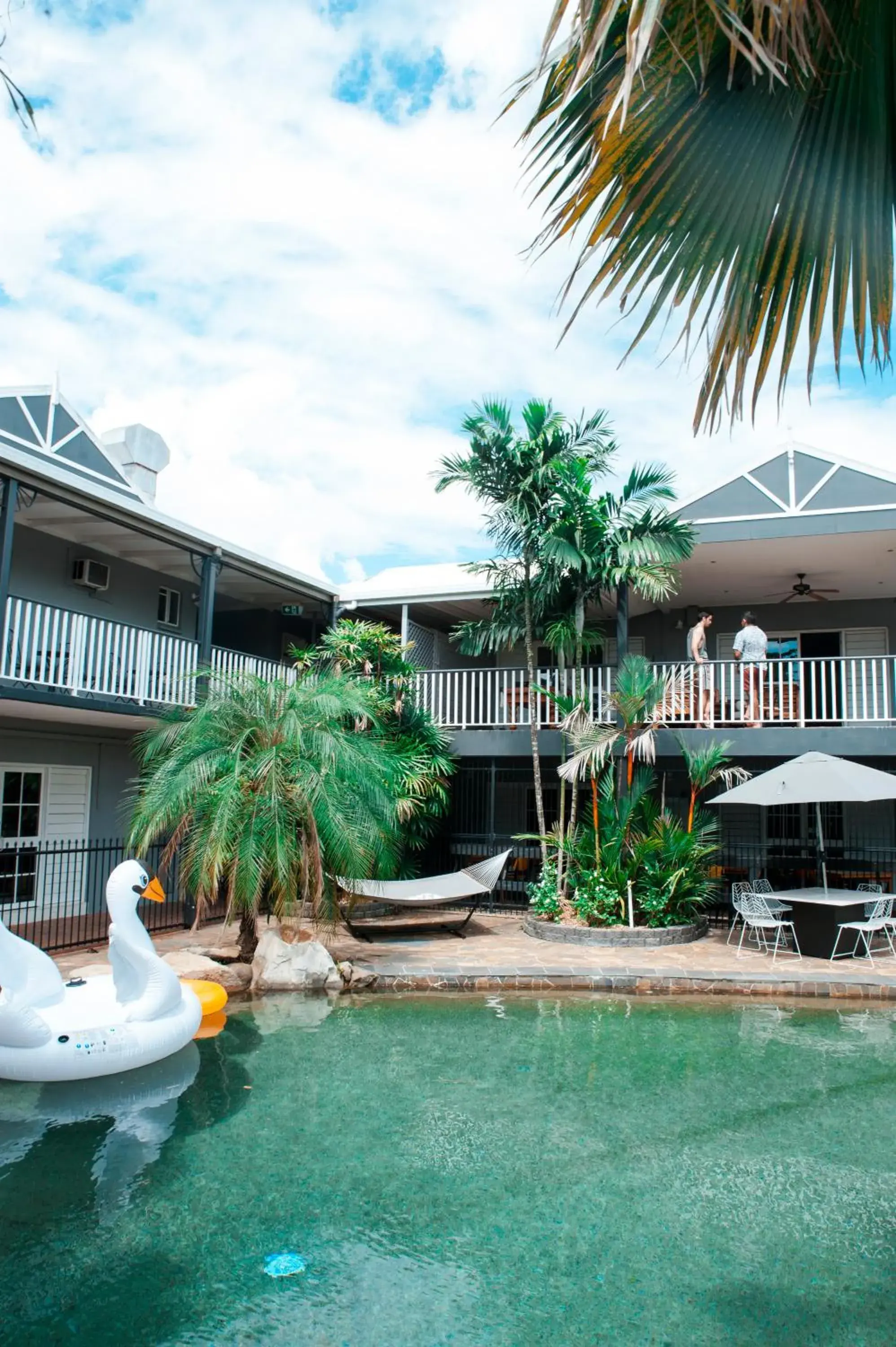 Property building in Motel Nomad Property building in Motel Nomad