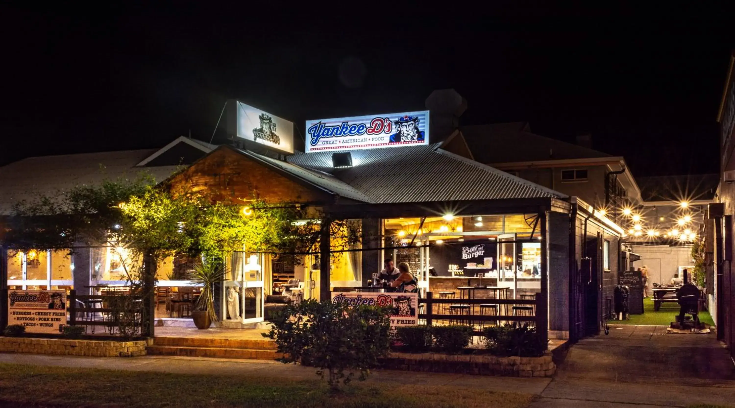 Restaurant/places to eat in Motel Nomad Restaurant/places to eat in Motel Nomad