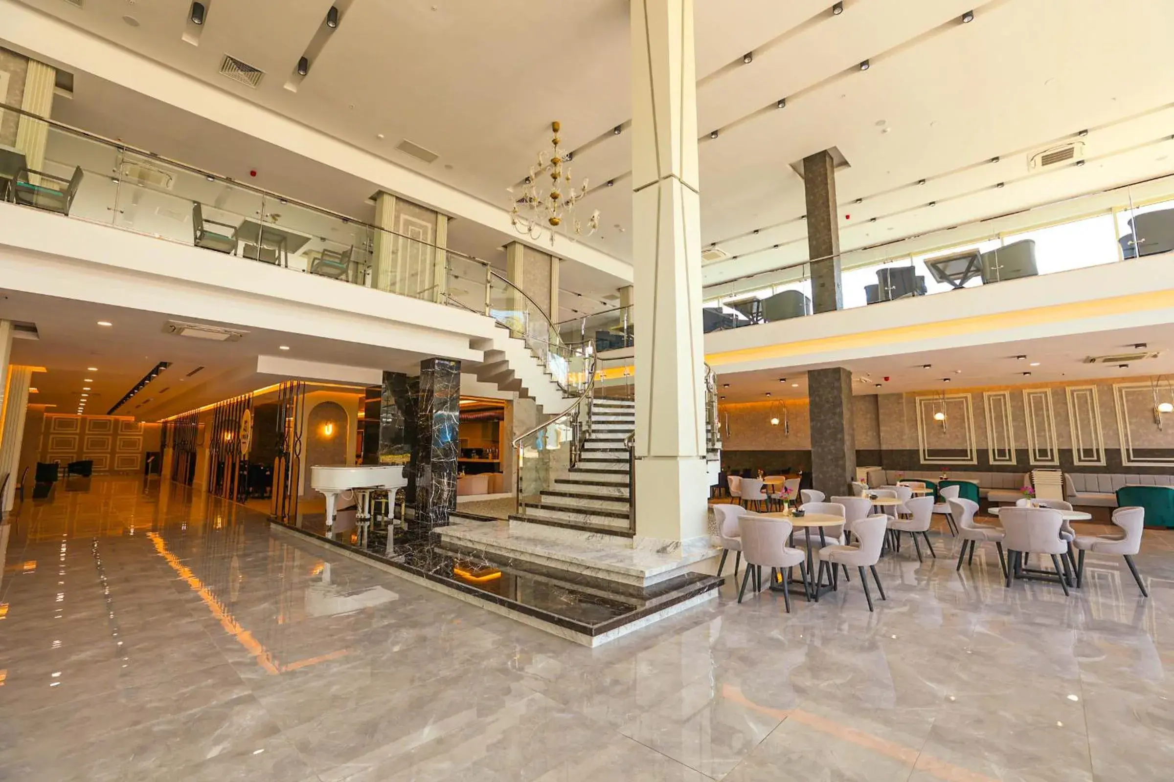 Property building in Crystal Paraiso Aqua Collection - Ultimate All Inclusive Property building in Crystal Paraiso Aqua Collection - Ultimate All Inclusive