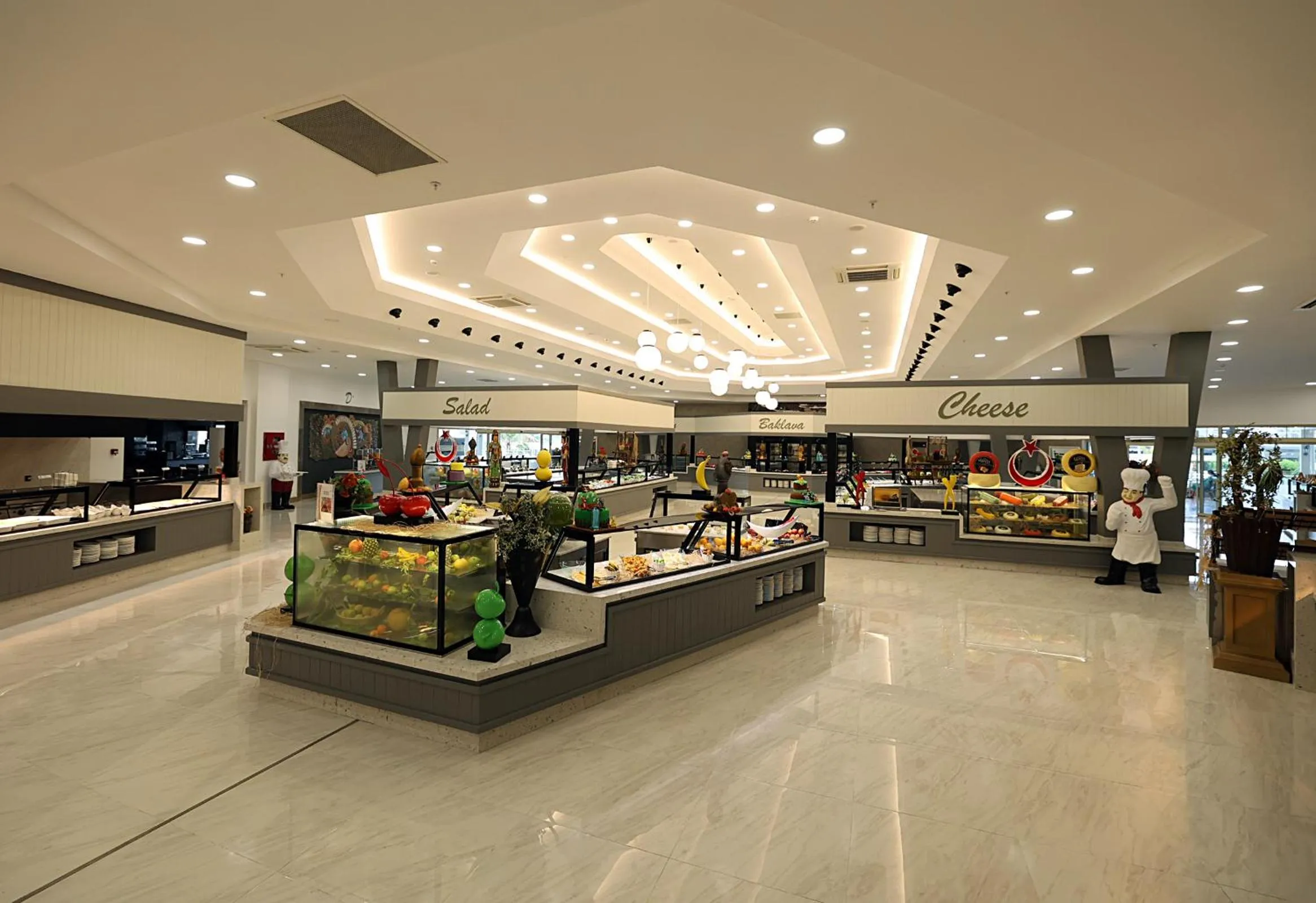 Food and drinks in Crystal Paraiso Verde Resort & Spa - Ultimate All Inclusive