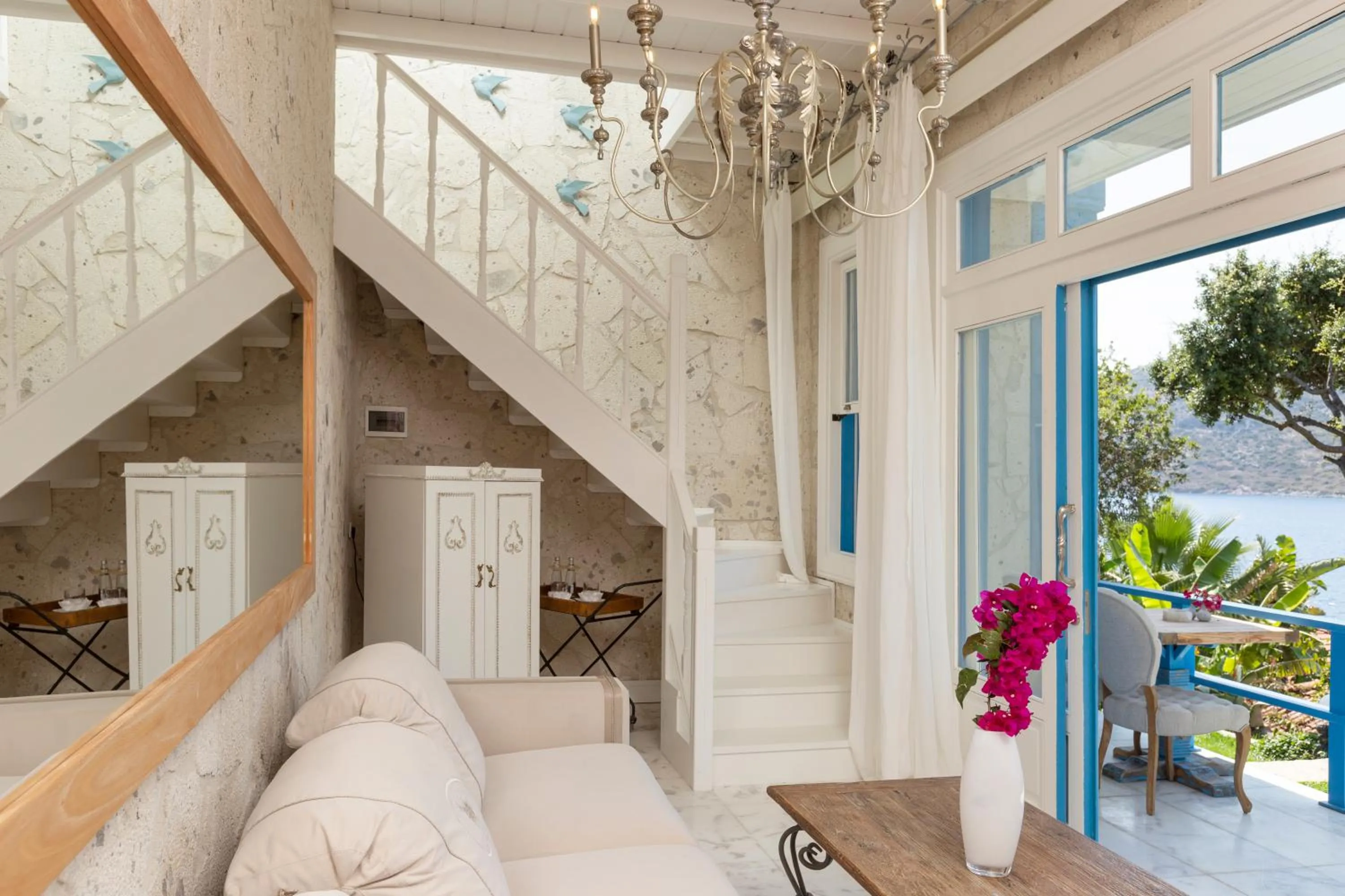 Sabrinas Haus - Adult Only +14