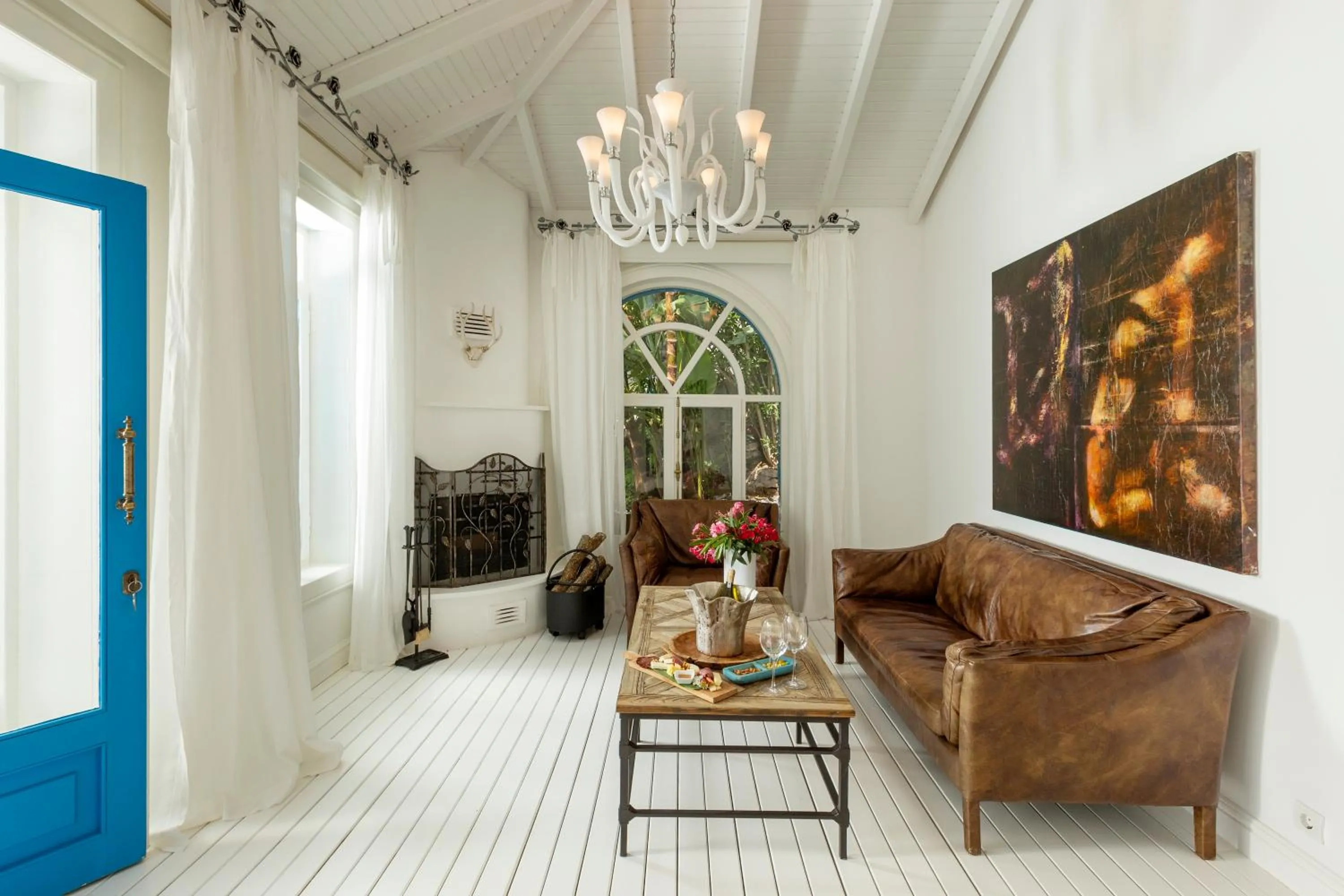 Sabrinas Haus - Adult Only +14