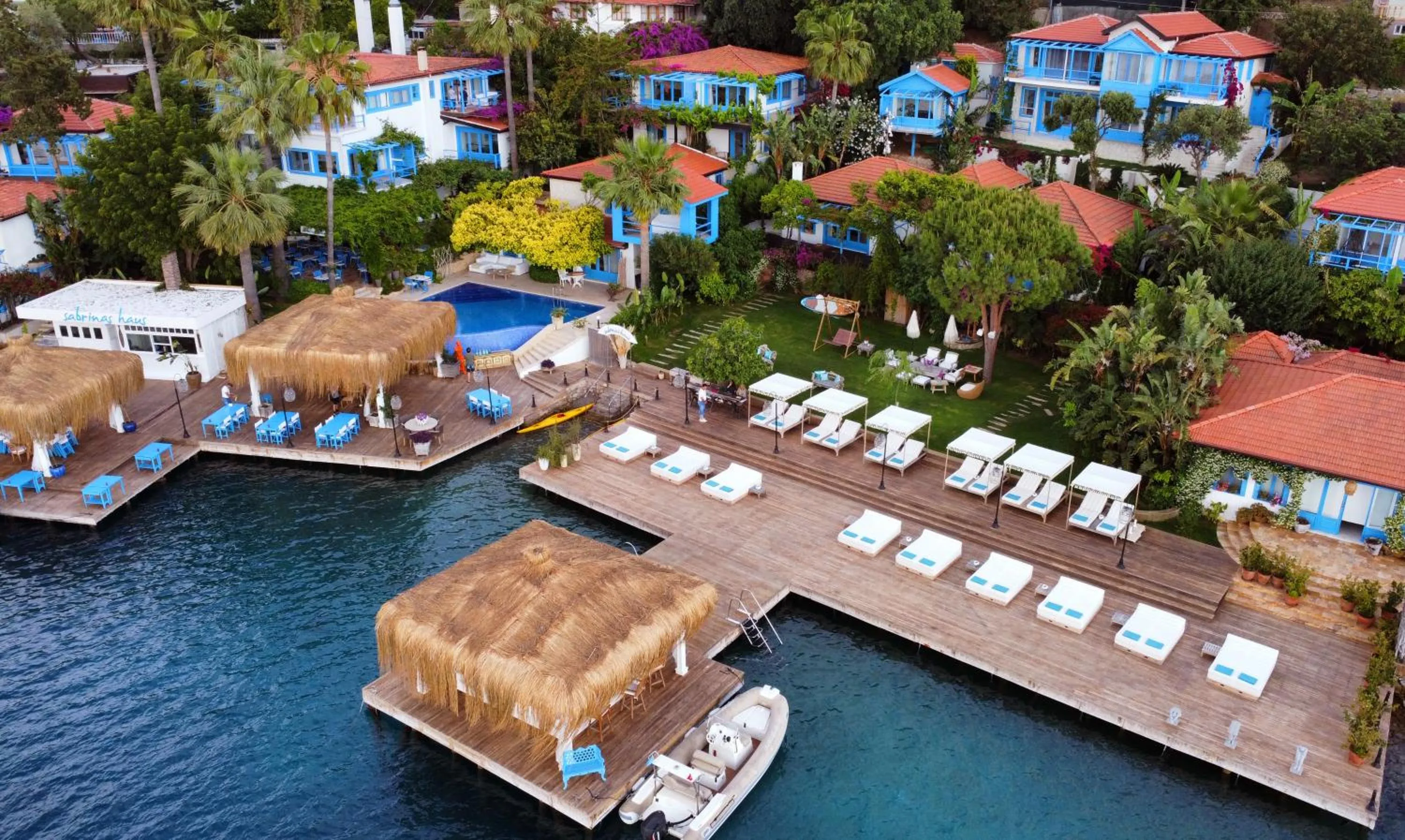 Sabrinas Haus - Adult Only +14