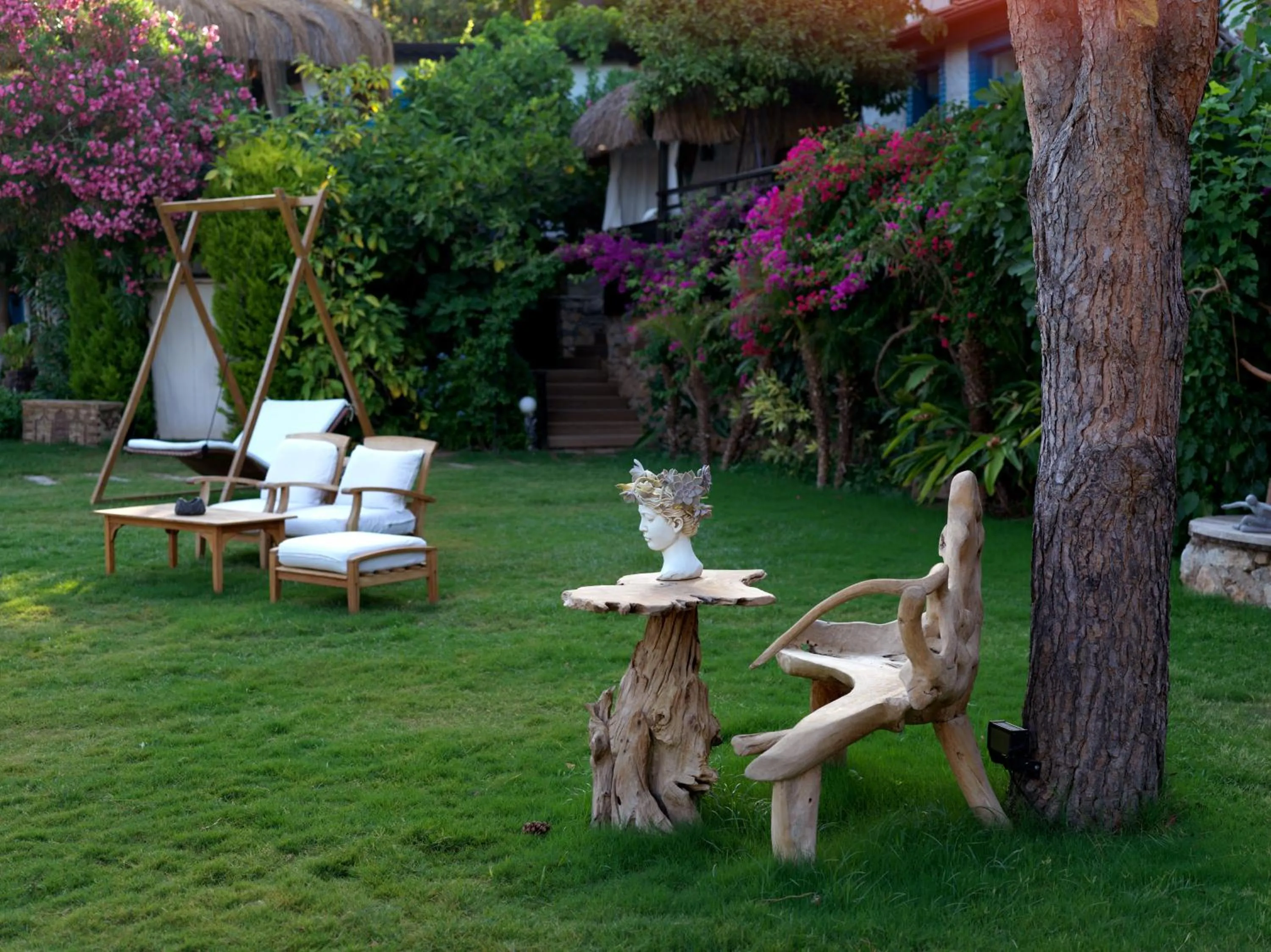 Sabrinas Haus - Adult Only +14