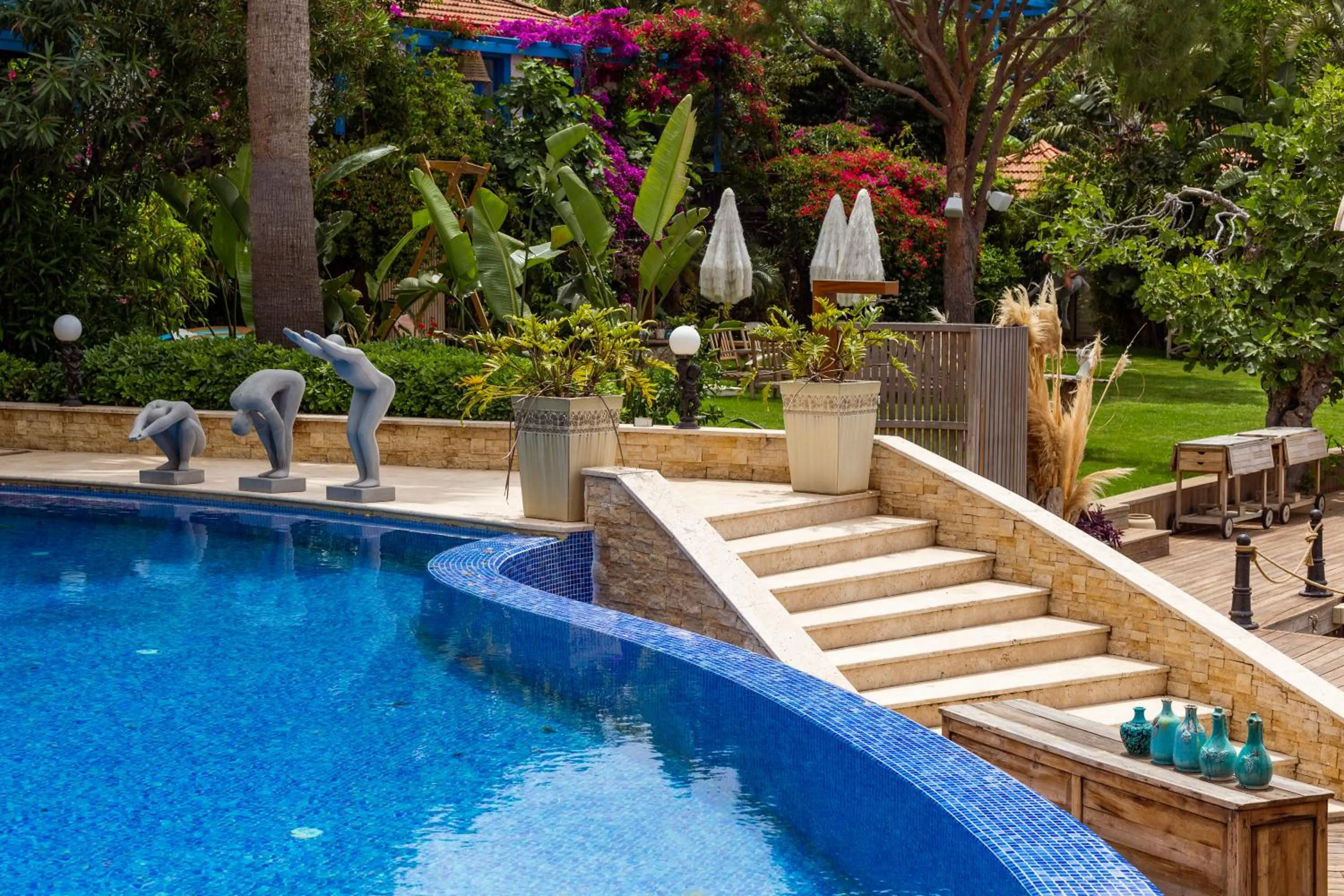 Sabrinas Haus - Adult Only +14