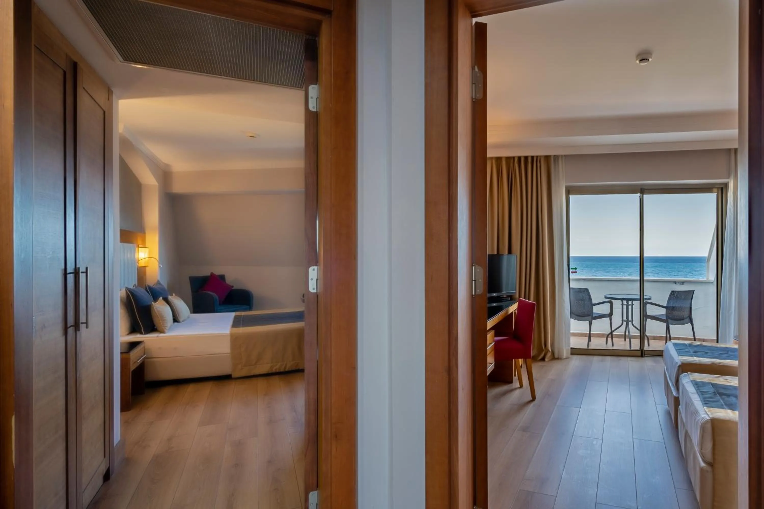 Bedroom, Bed in Sunland Resort Beldibi