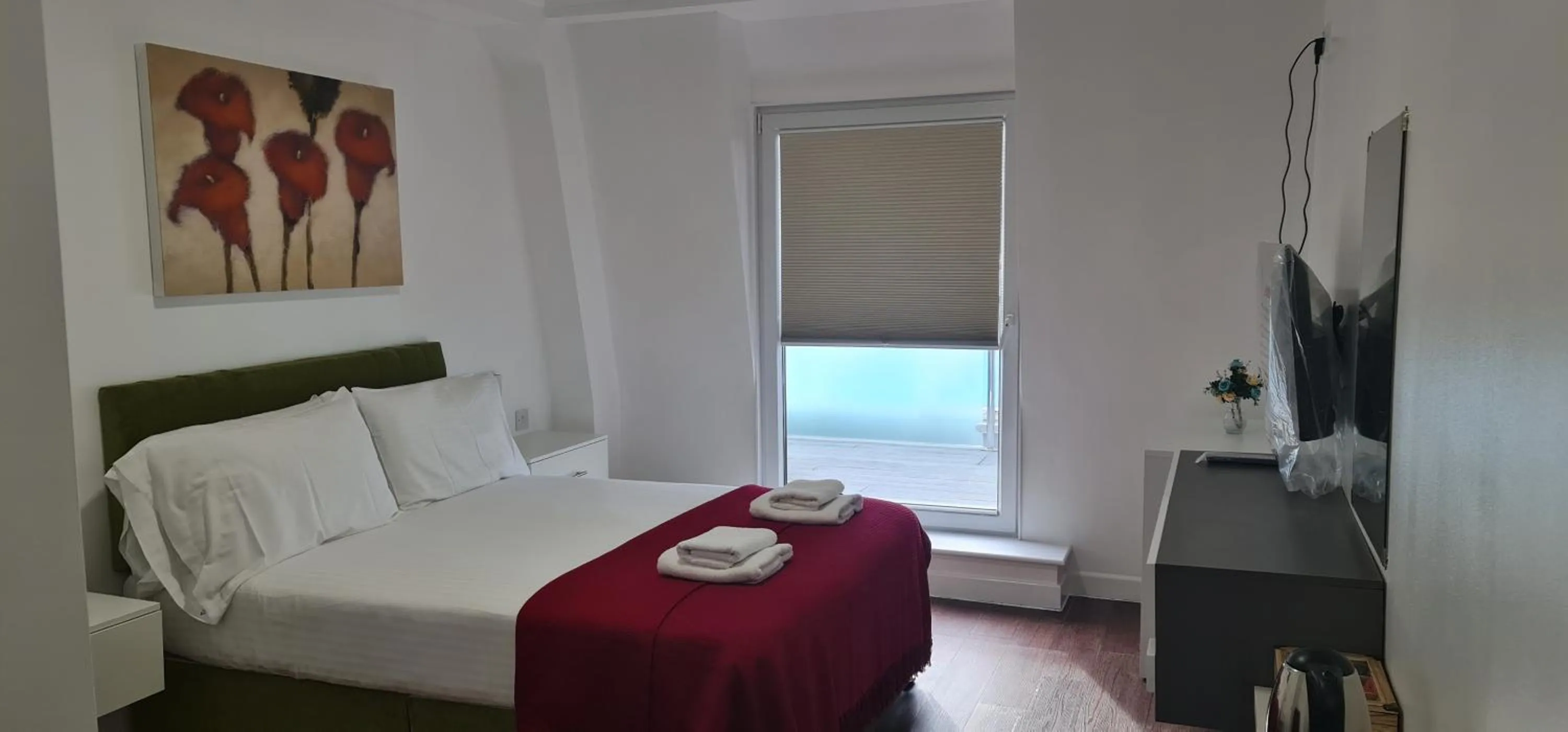 Bedroom, Bed in Saints Bay Hotel