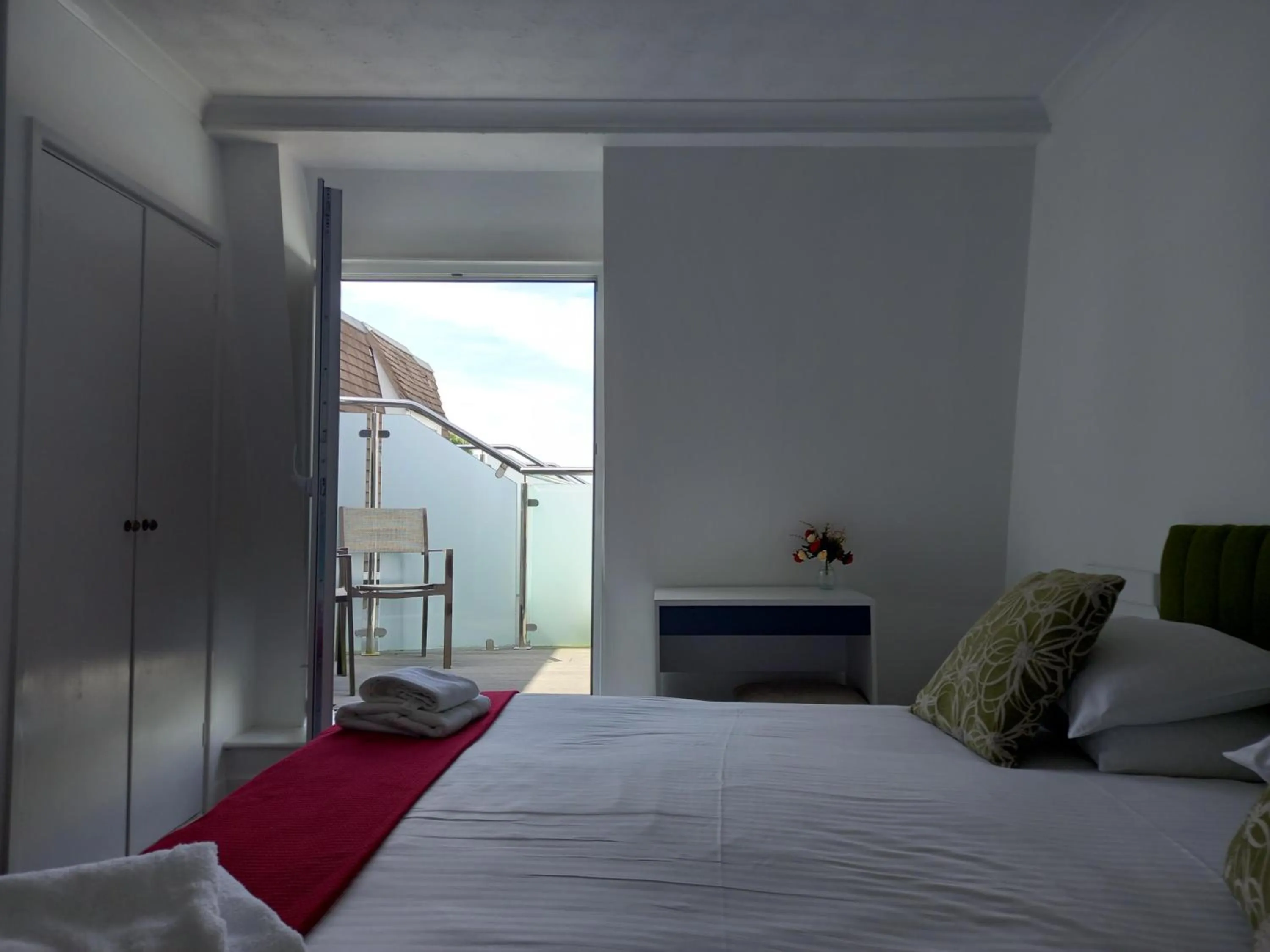 Pool view, Bed in Saints Bay Hotel