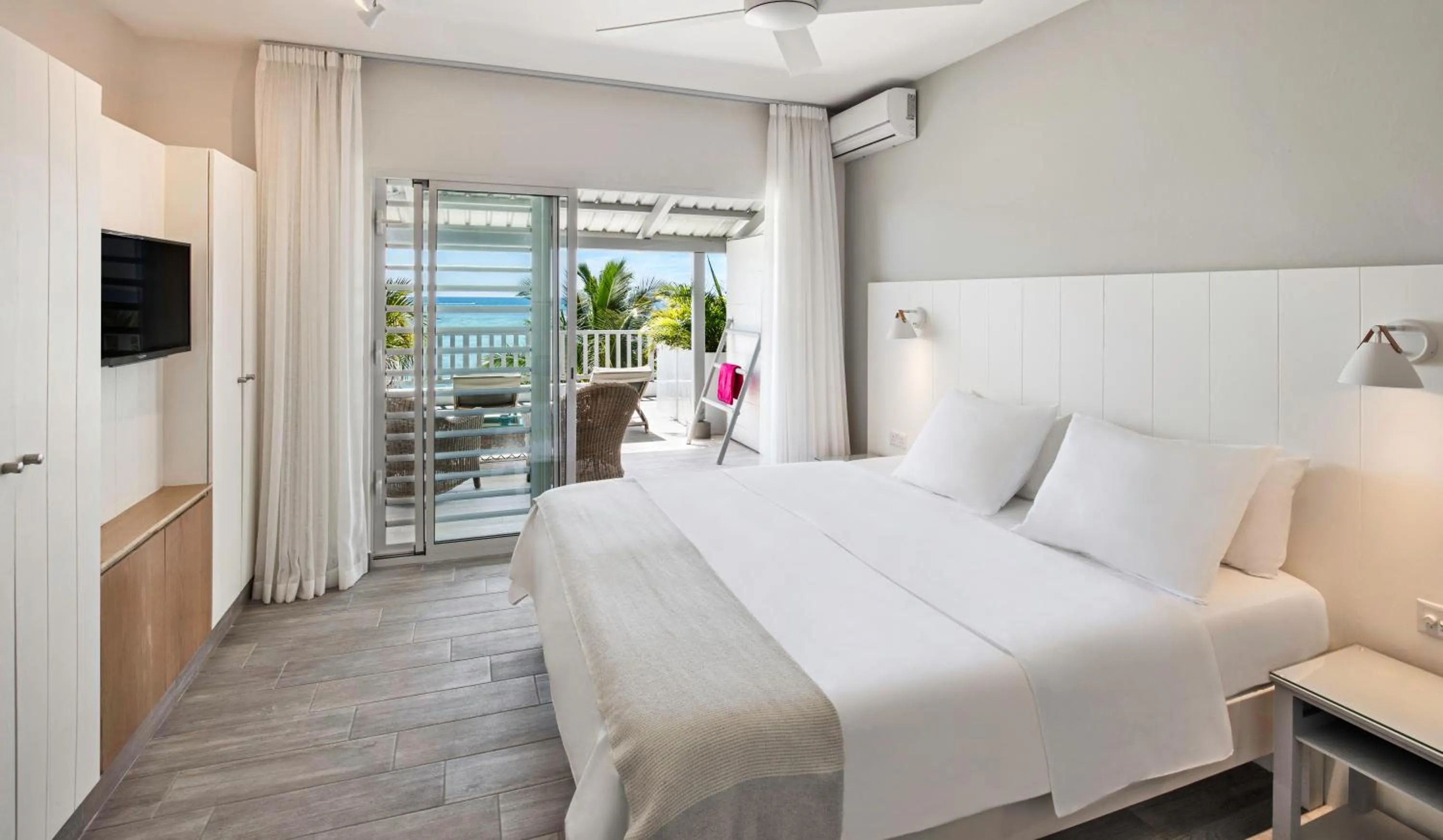 TV and multimedia, Bed in The Bay