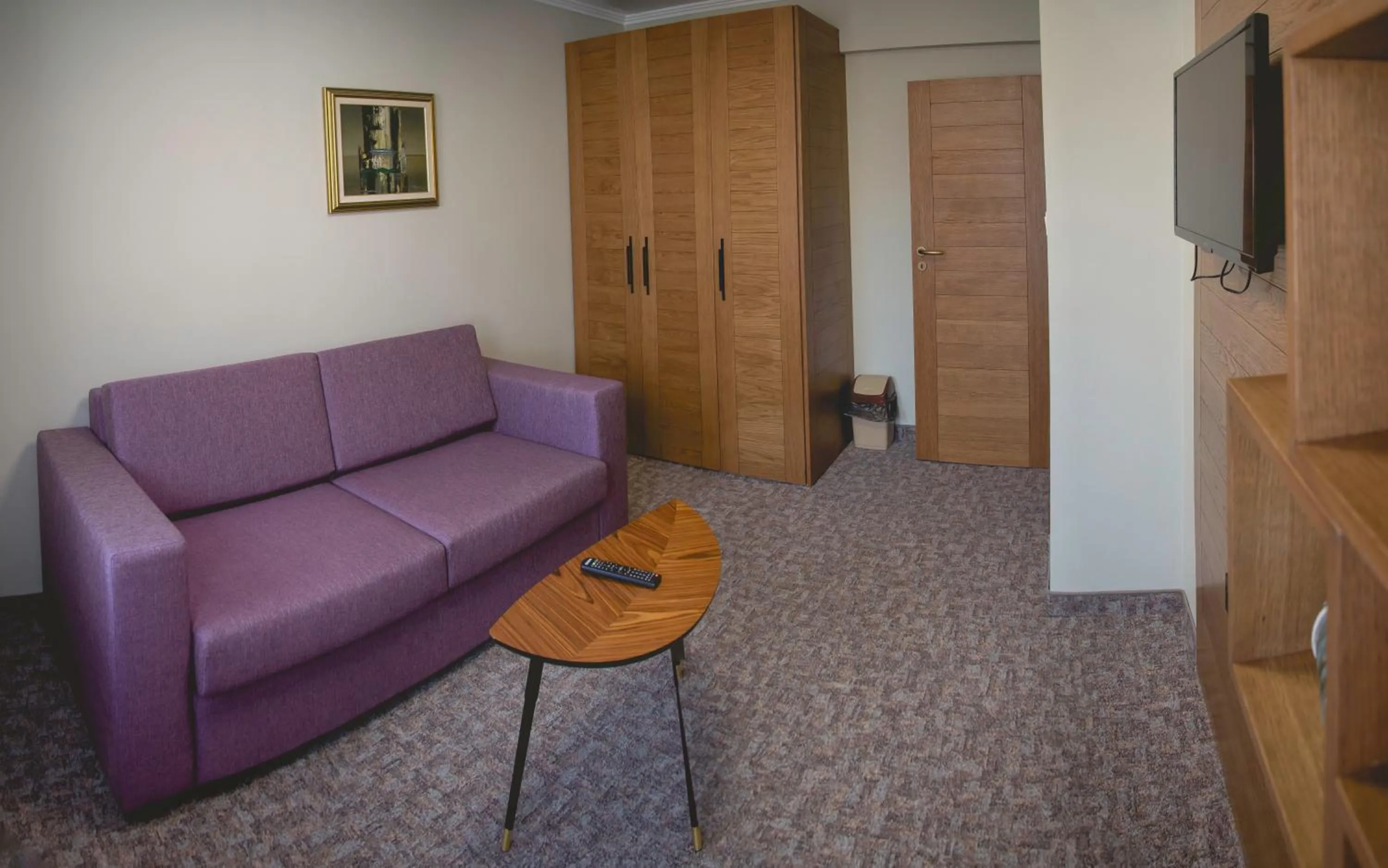 Living room in Prince Cyril Hotel