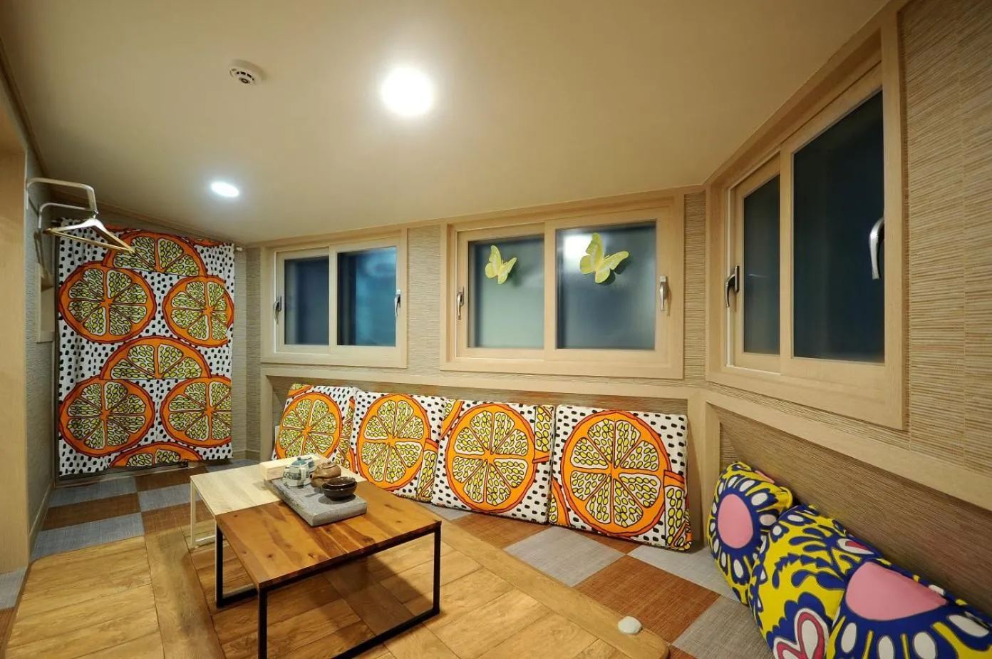 Living room in Family Hotel BNB