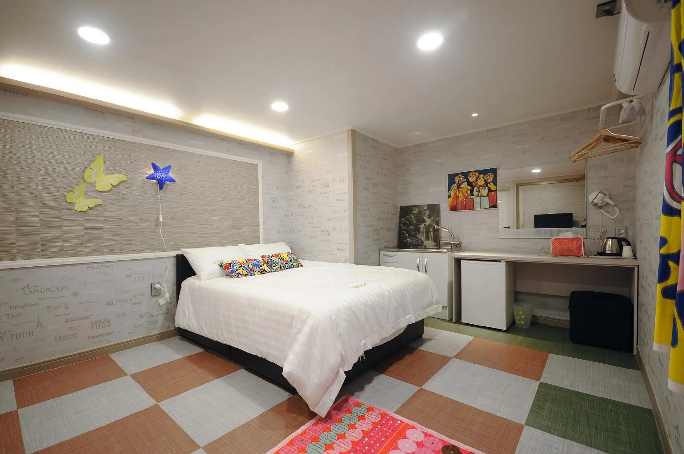 TV and multimedia, Bed in Family Hotel BNB