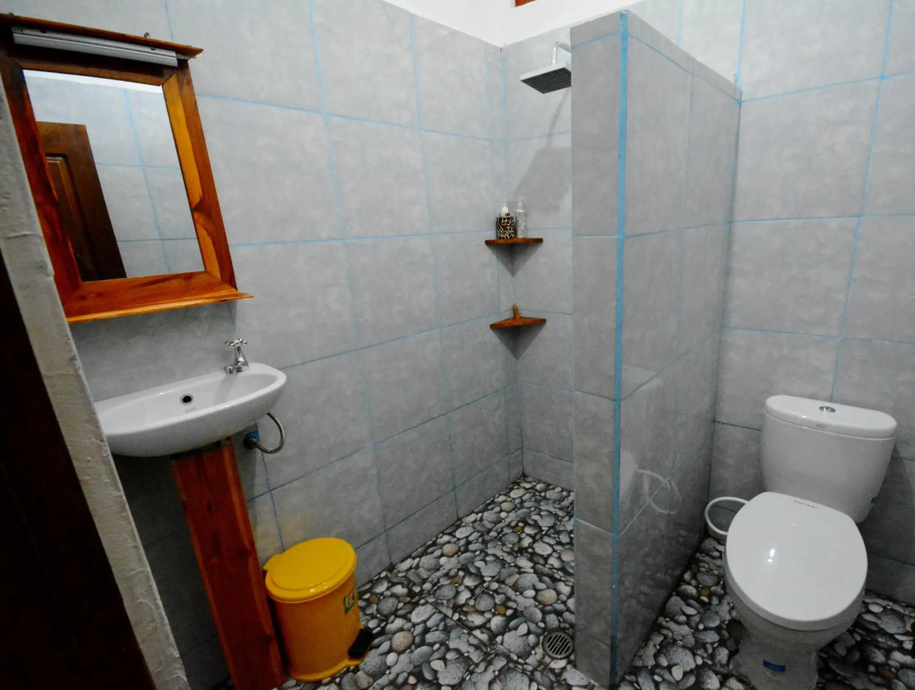 Triple Room with Free Return Airport Transfer in World BnB Triple Room with Free Return Airport Transfer in World BnB