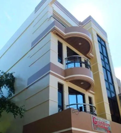 Property building in HilFrans Lodge