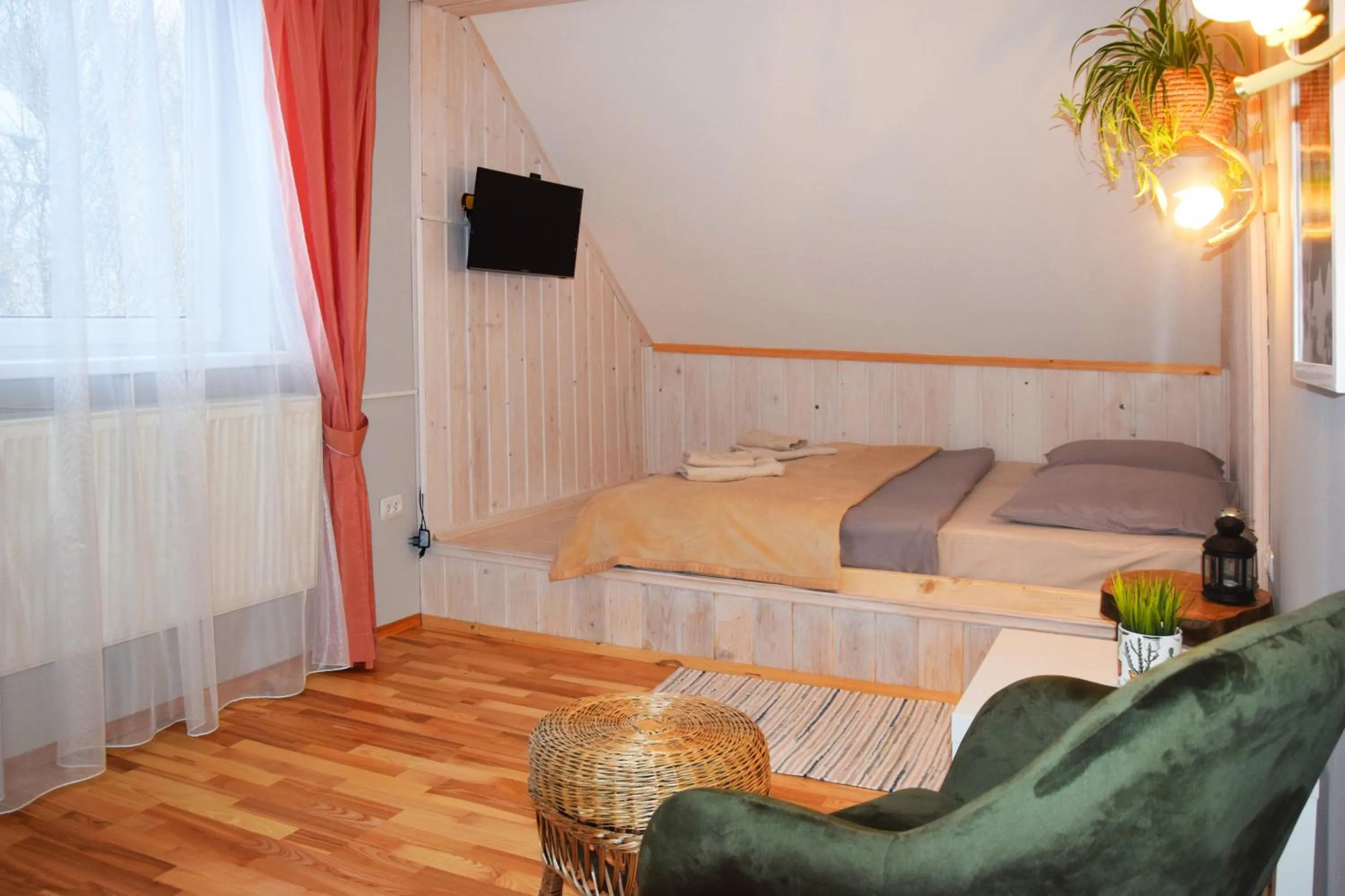 Bed in Sadyba Anastasia