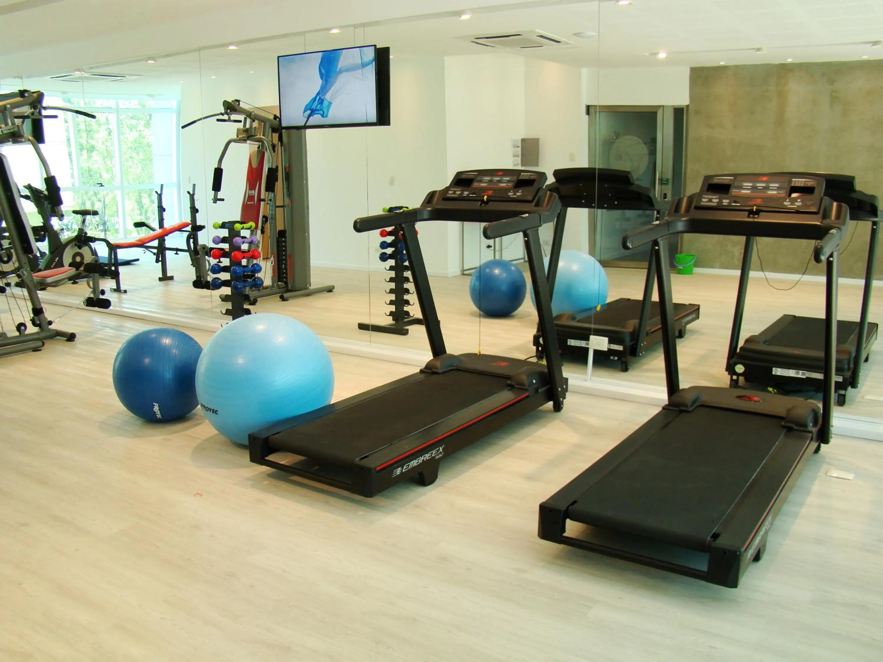 Fitness centre/facilities in Dazzler by Wyndham Rosario