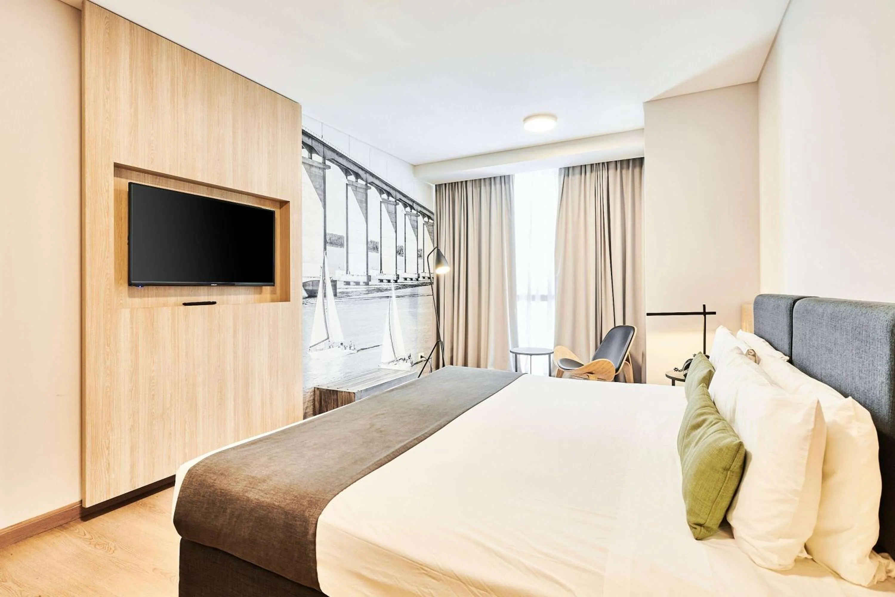 Photo of the whole room, Bed in Dazzler by Wyndham Rosario