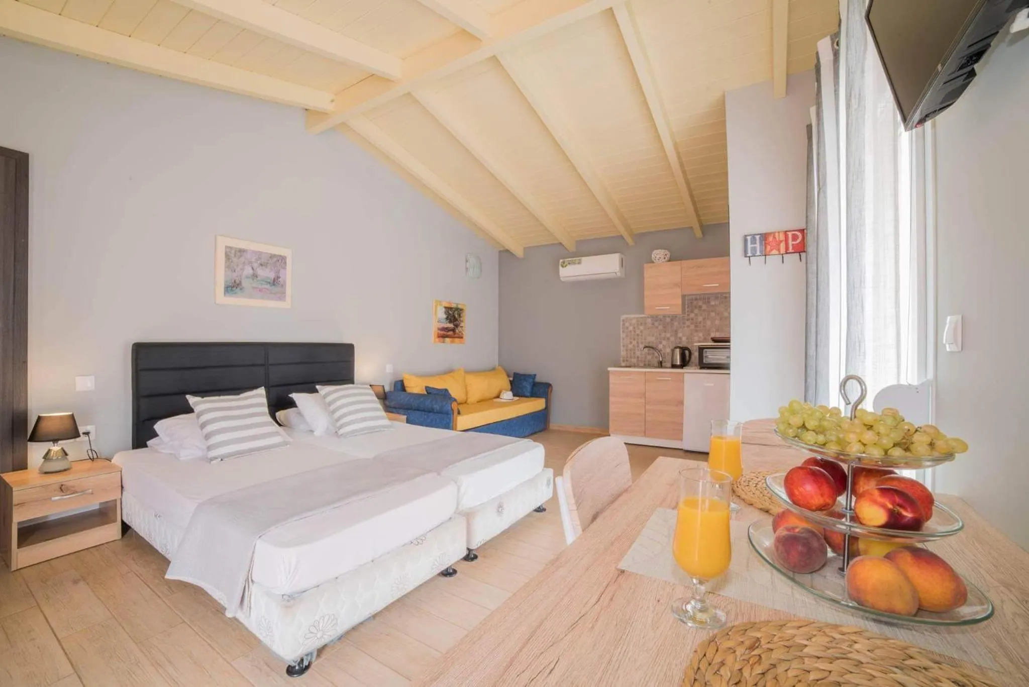 Bed in Tsolakis Studios & Apartments